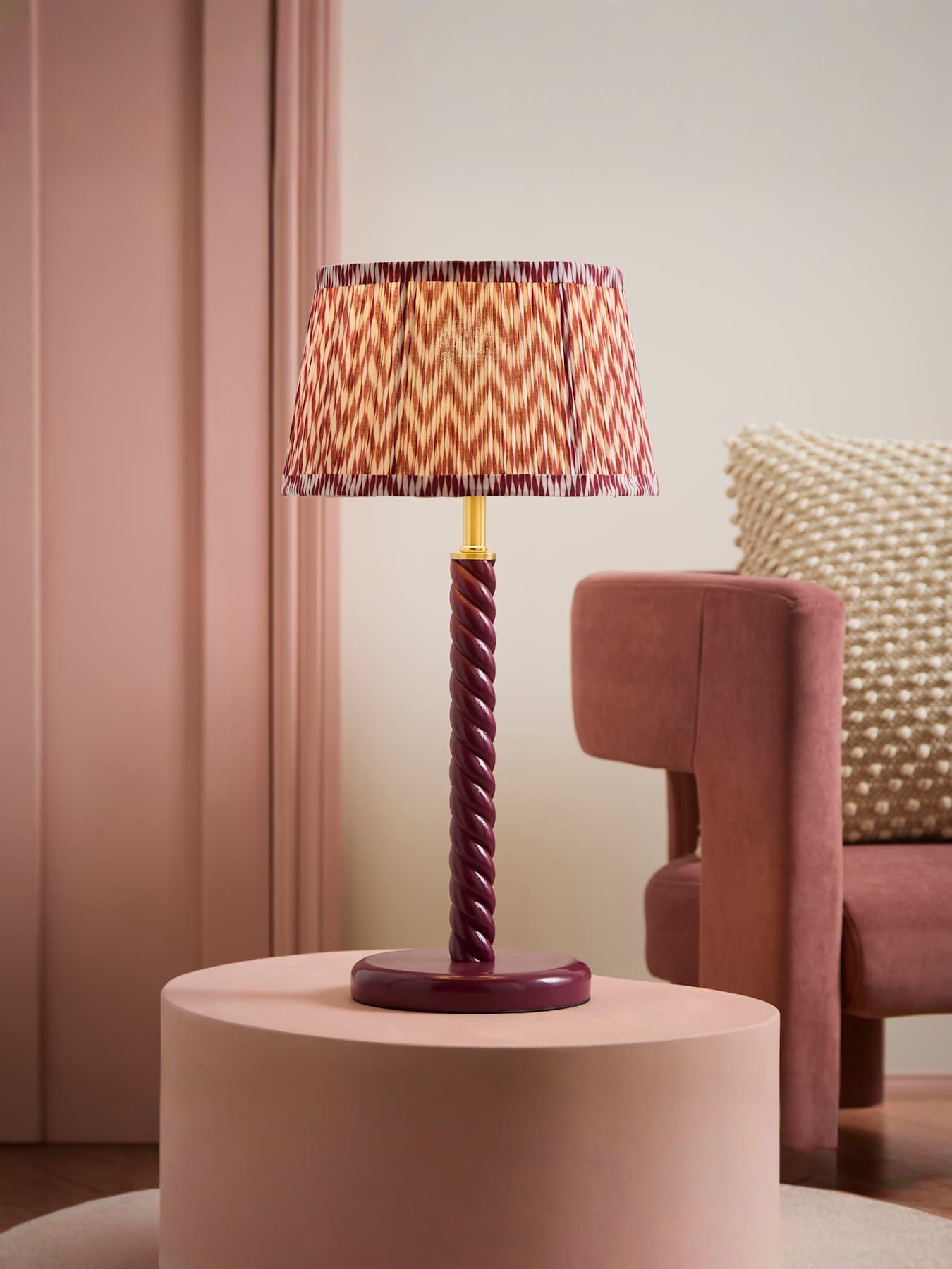 Valuelights Unisex Pink Amara Chevron Pleated Tapered Shade Wooden Twisted Table Lamp & Bulb In - Image 3