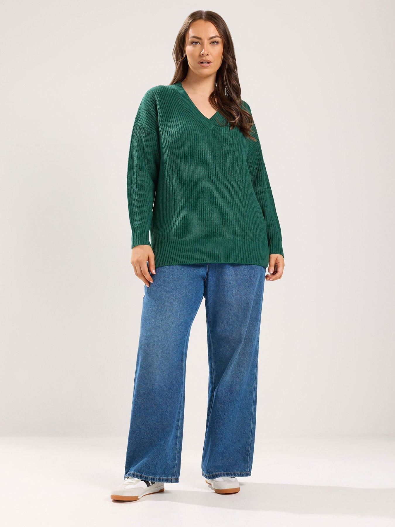 Image 3 of 4 of Yours Curve Essential V-Neck Jumper - Green