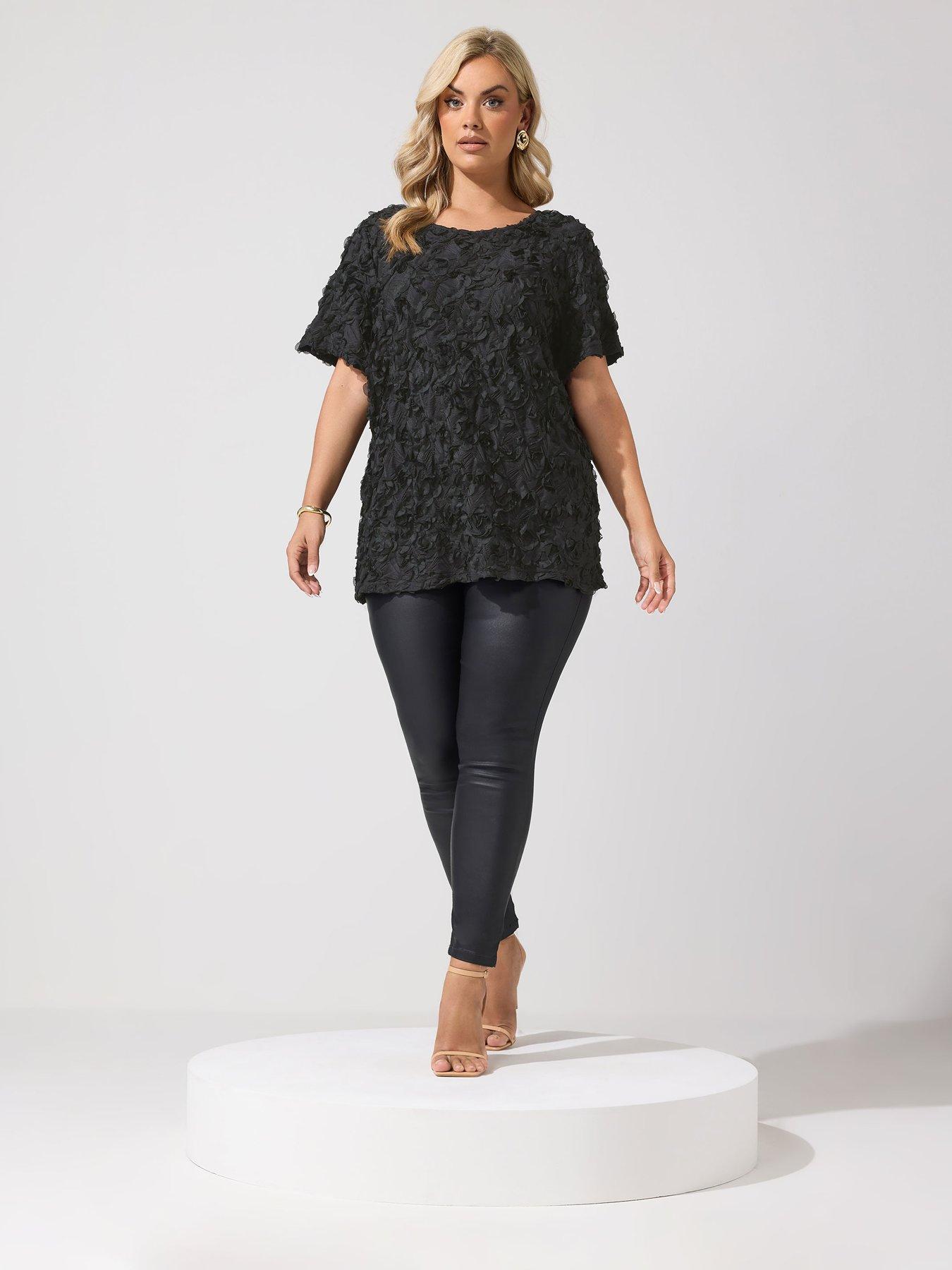 Image 3 of 4 of Yours Curve 3D Abstract Top - Black