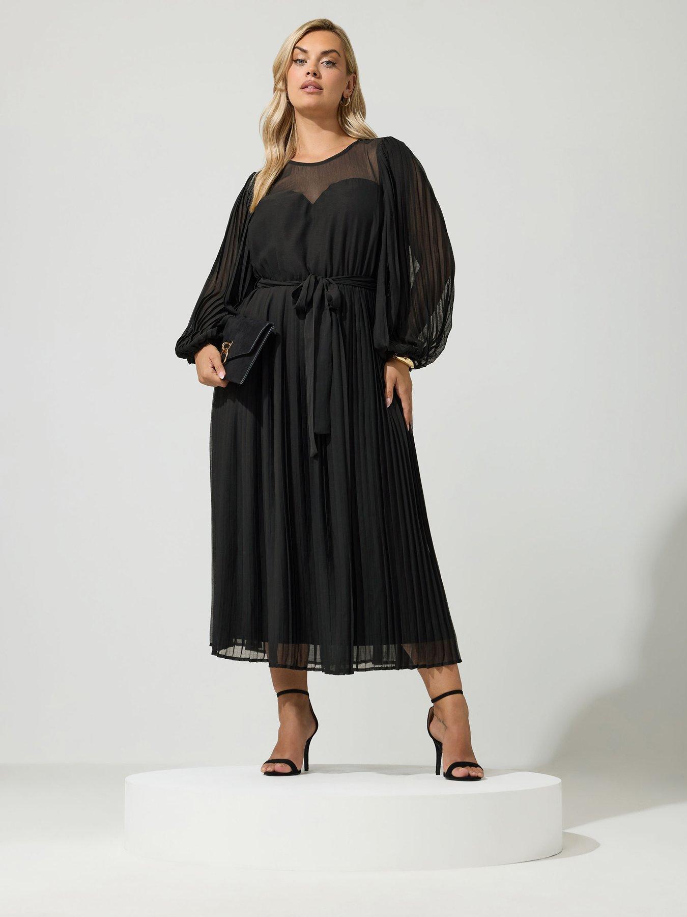 Image 1 of 4 of Yours Womens Curve Sweetheart Pleated Dress - Black