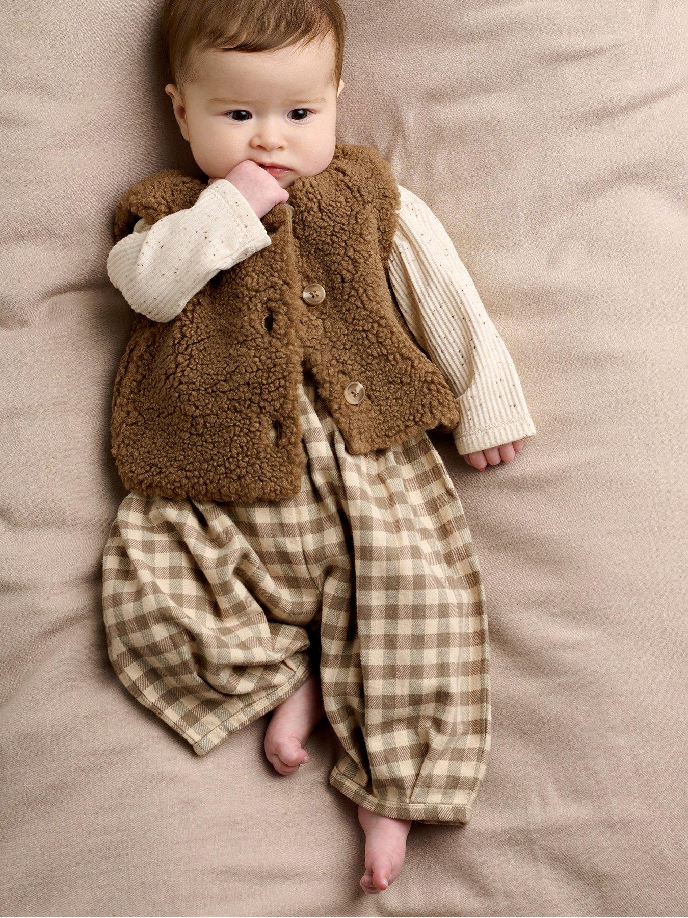 Mamas & Papas Baby Unisex 3 Piece Bodysuit, Borg Gilet & Gingham Trouser Outfit Set, Beige, Size Age: 0-3 Months