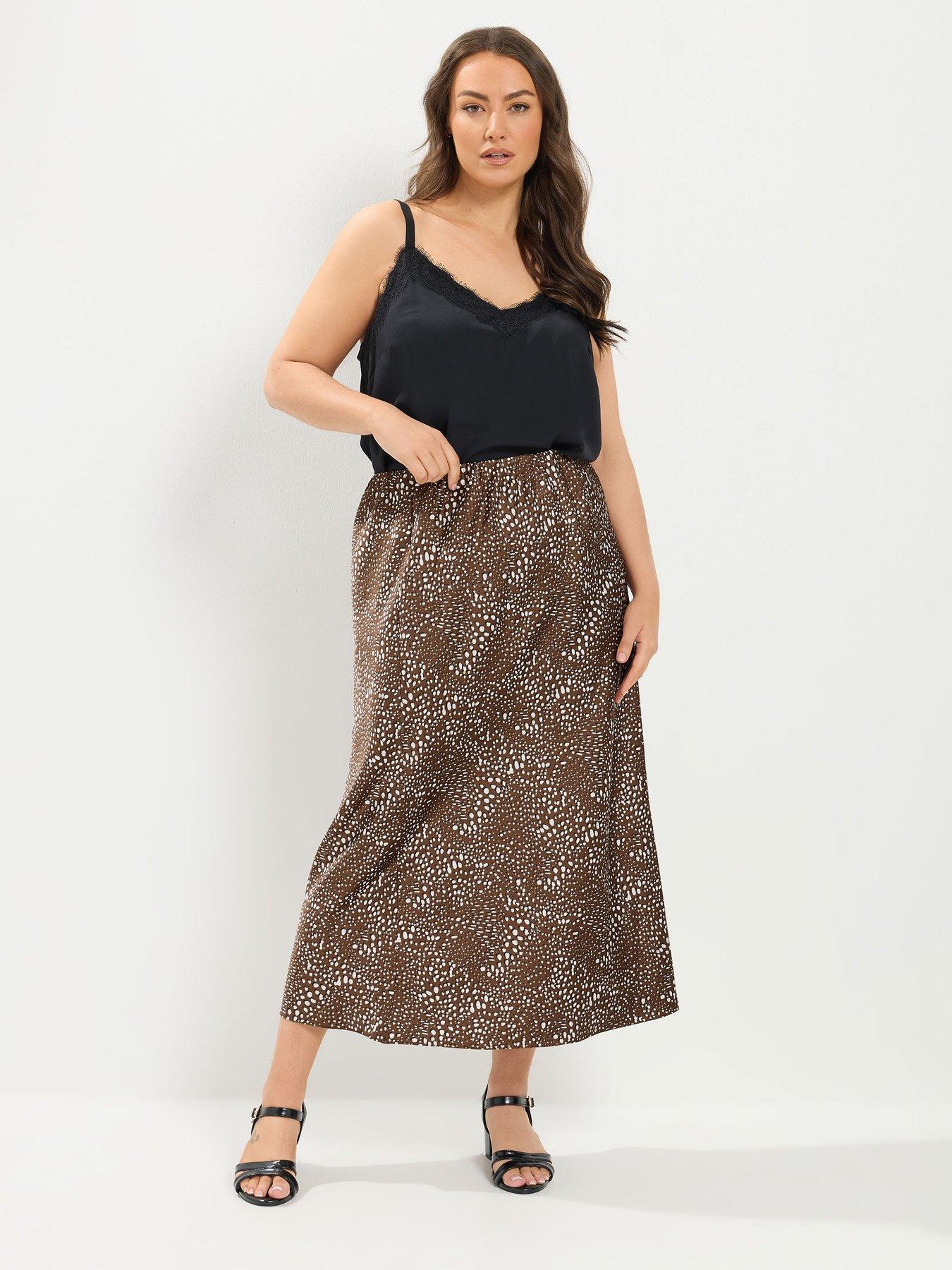 Image 3 of 4 of Yours Curve Satin Spot Skirt - Brown