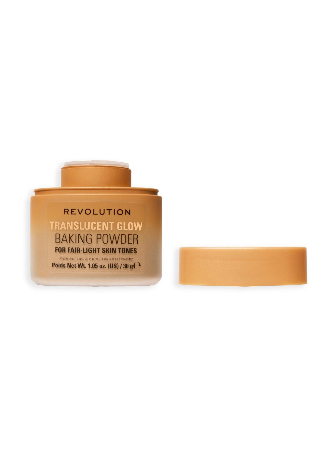 Image 2 of 4 of Revolution Beauty London Revolution Translucent Glow Loose Baking Powder