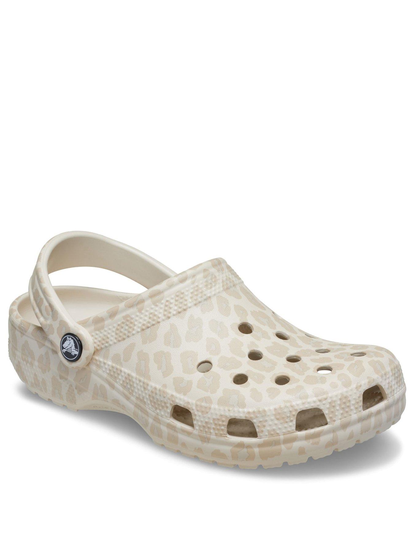 Image 2 of 6 of Crocs Classic Graphic Leopard