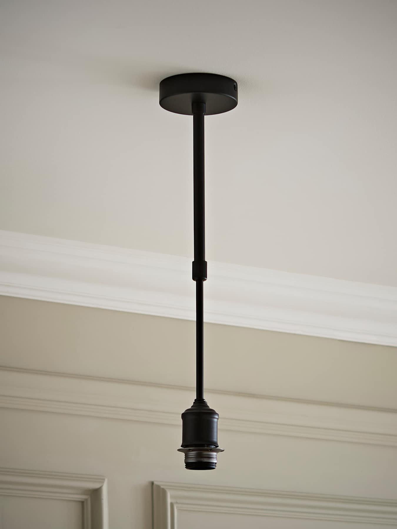 ValueLights Shaw Matte Black Adjustable Drop Pendant Lampholder