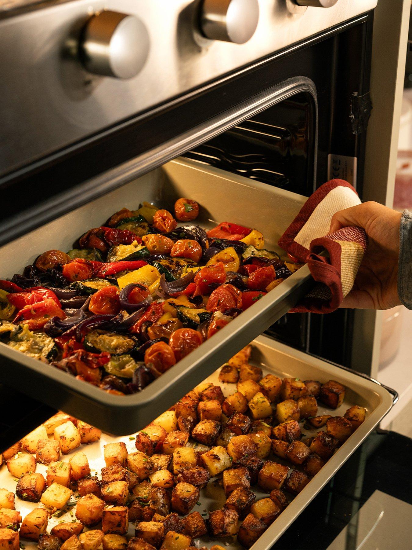 Image 3 of 5 of Prestige Ceramic Edition - 2 Piece Roast &amp; Bake Set: Large Oven Tray , Medium Roasting Tin: Urban Olive