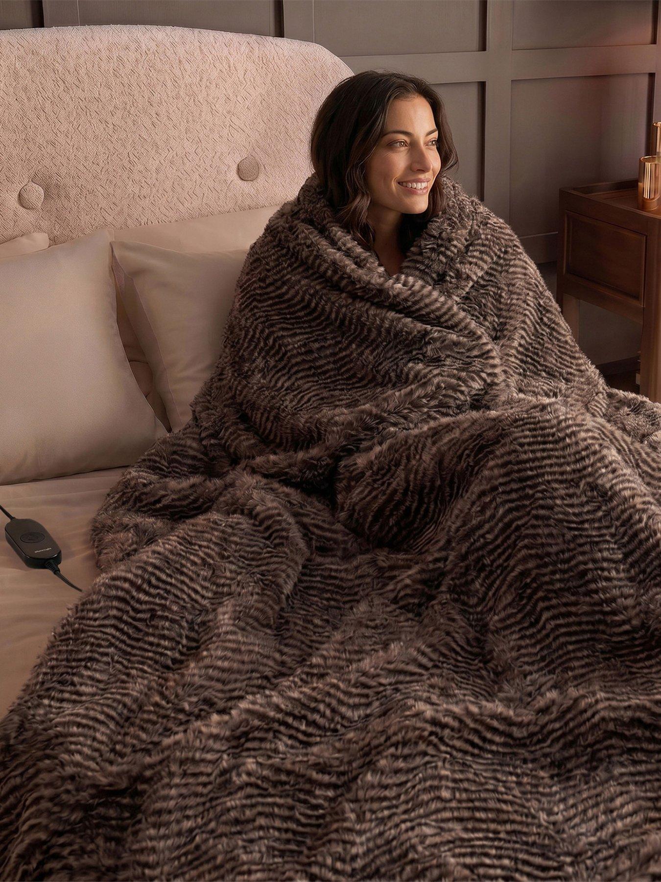 Silentnight Men's Brown Sn Prestige Faux Fur Heated Throw 190Cm - Image 7