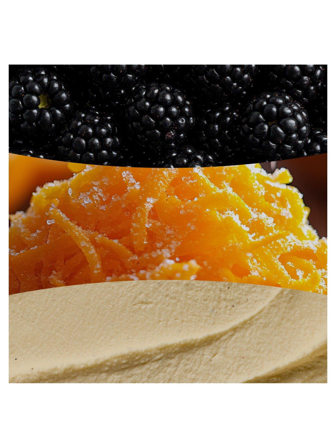Image 3 of 6 of WoodWick Medium Candle - Spiced Blackberry