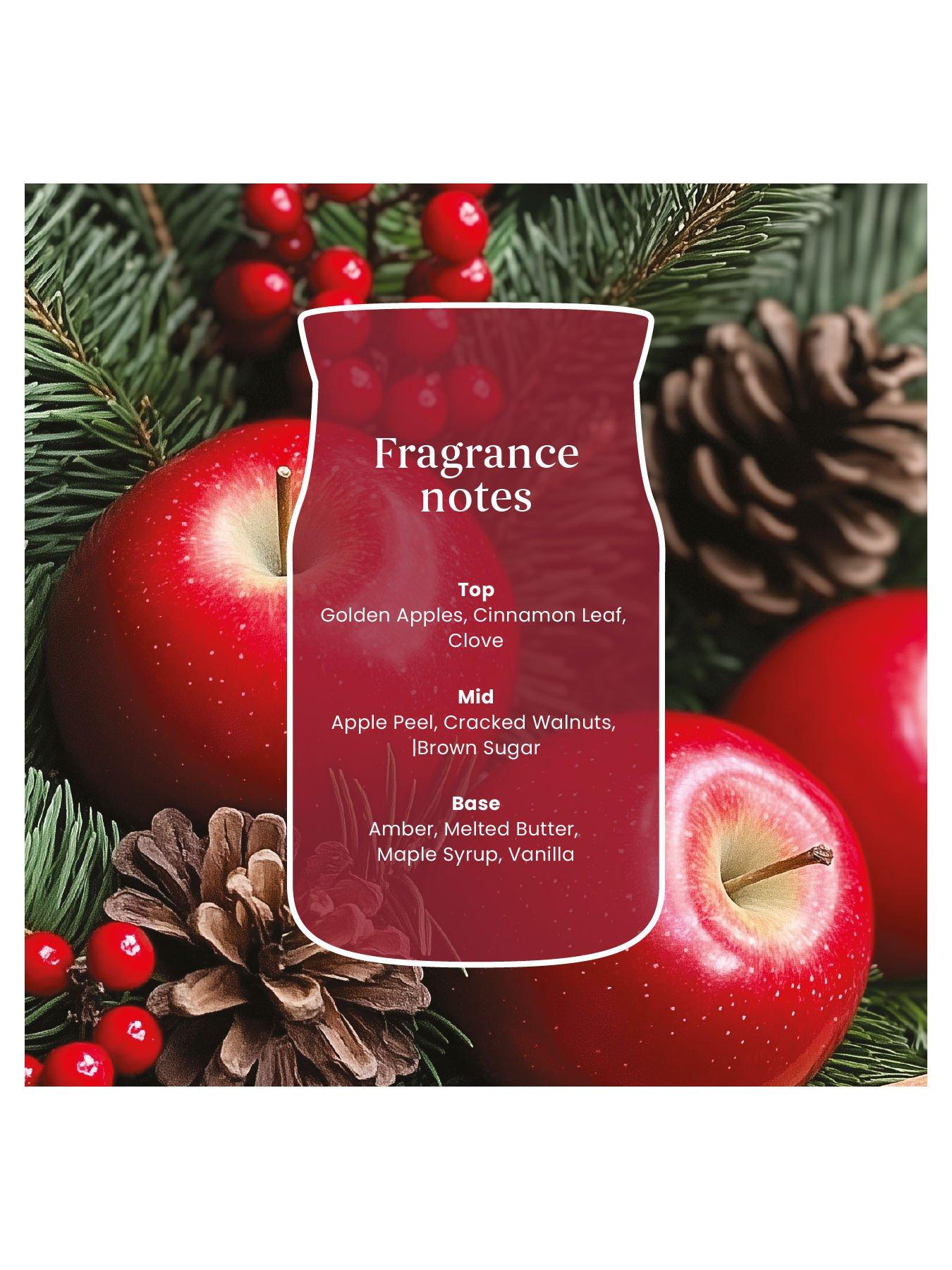 Image 3 of 5 of Yankee Candle Yankee Red Apple Wreath Medium Candle