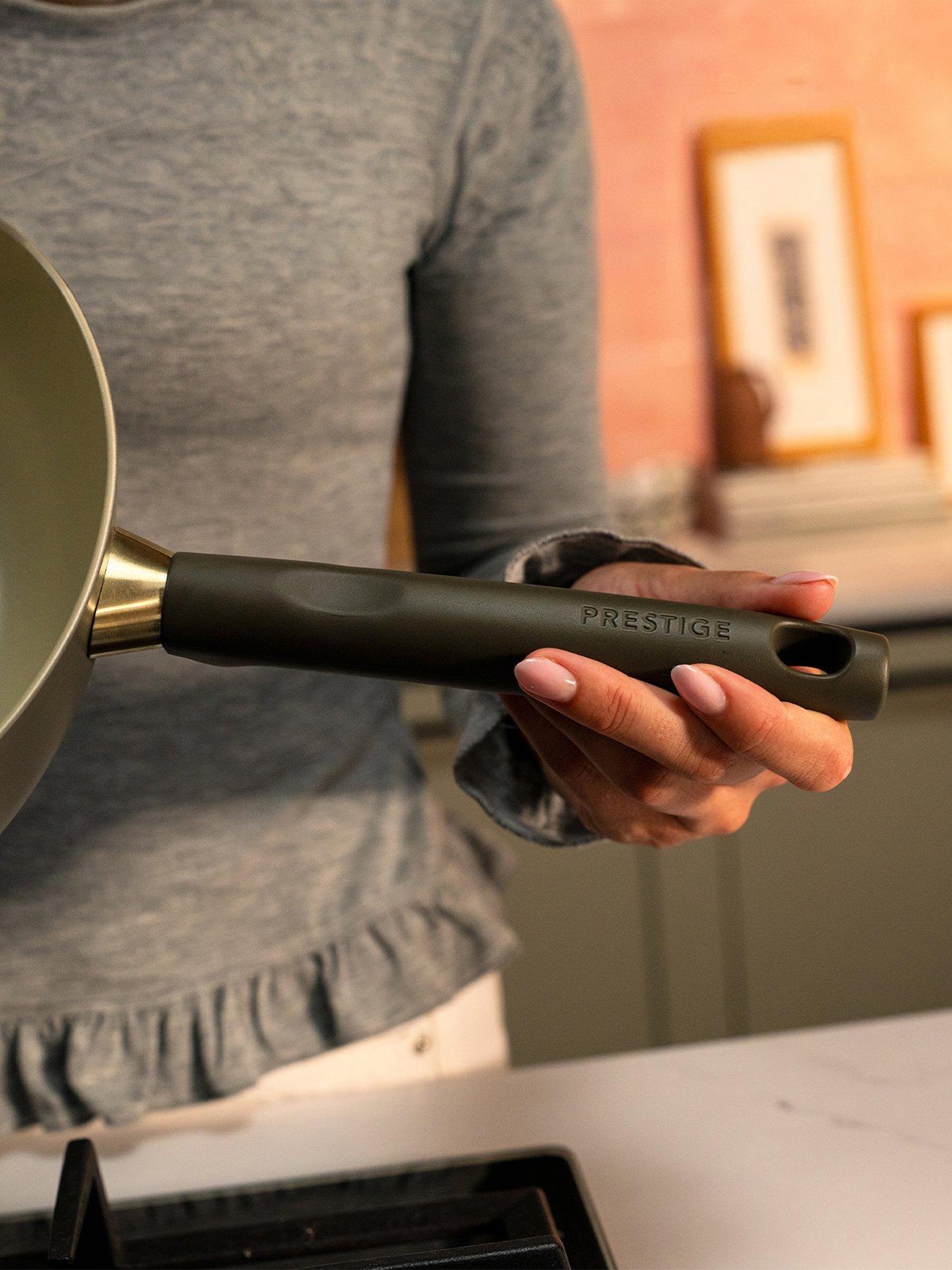 Image 4 of 5 of Prestige Ceramic Edition - 28cm Non-stick Wok / Stirfry: Urban Olive