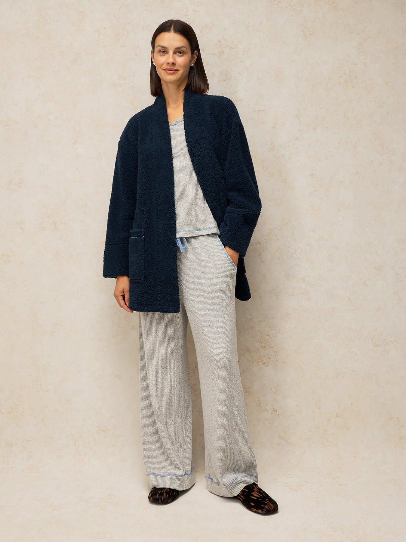 Image 3 of 5 of White Stuff Womens Teddy Short Robe - Navy