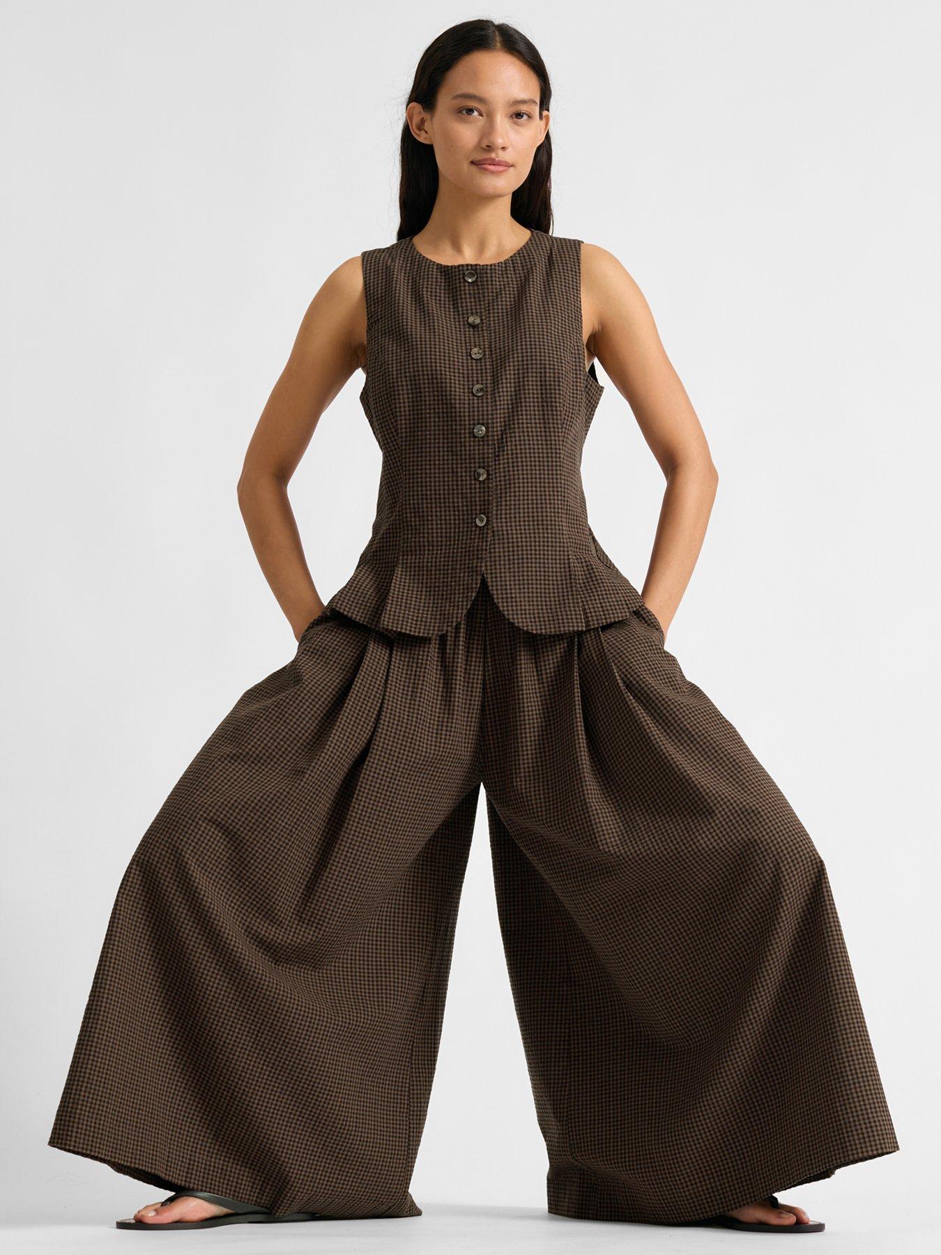 Image 4 of 5 of Albaray Women's Gingham Wide Leg Culottes - Brown