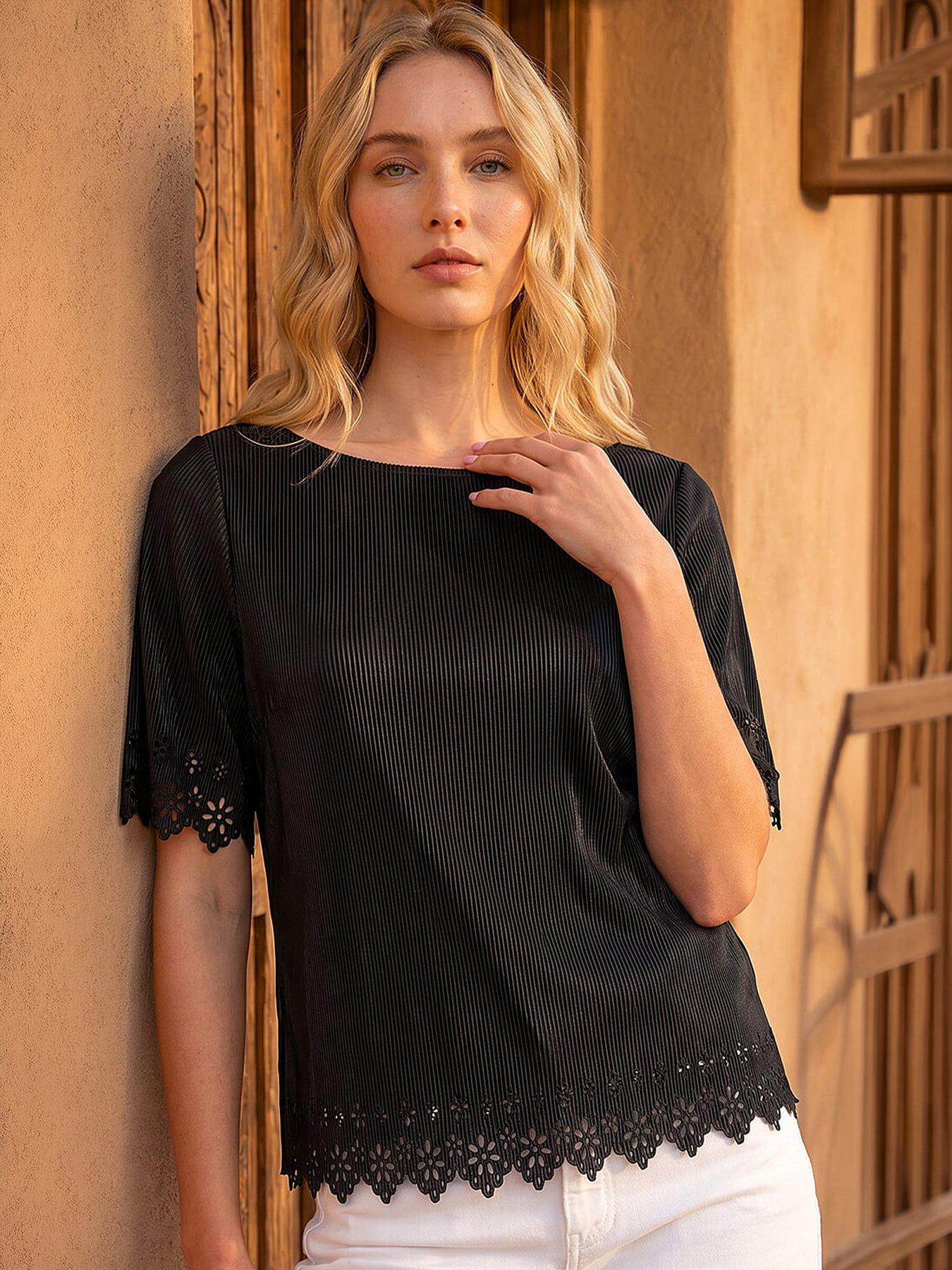 Image 1 of 4 of Roman Cut Out Hem Ribbed Top