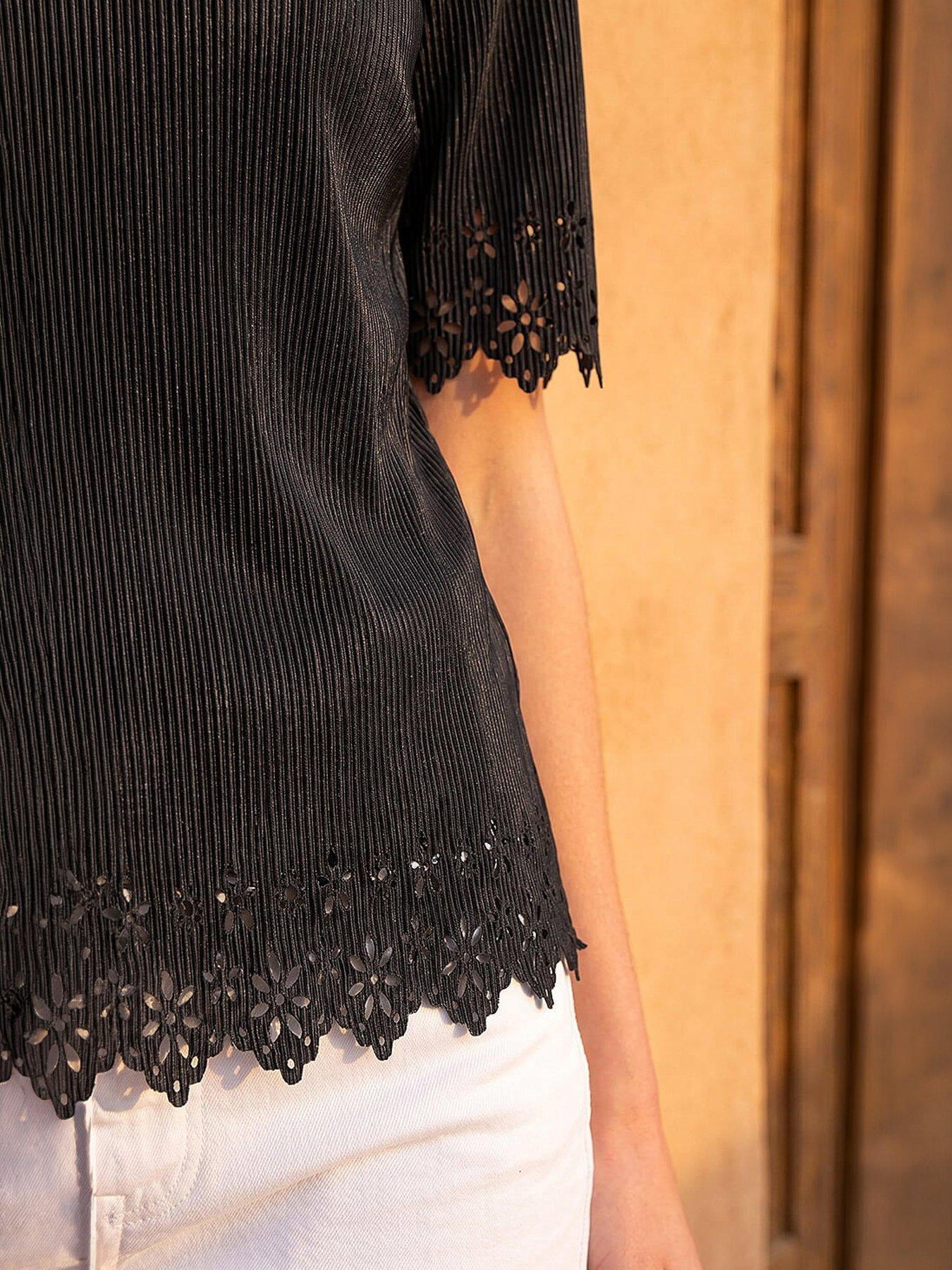 Image 2 of 4 of Roman Cut Out Hem Ribbed Top