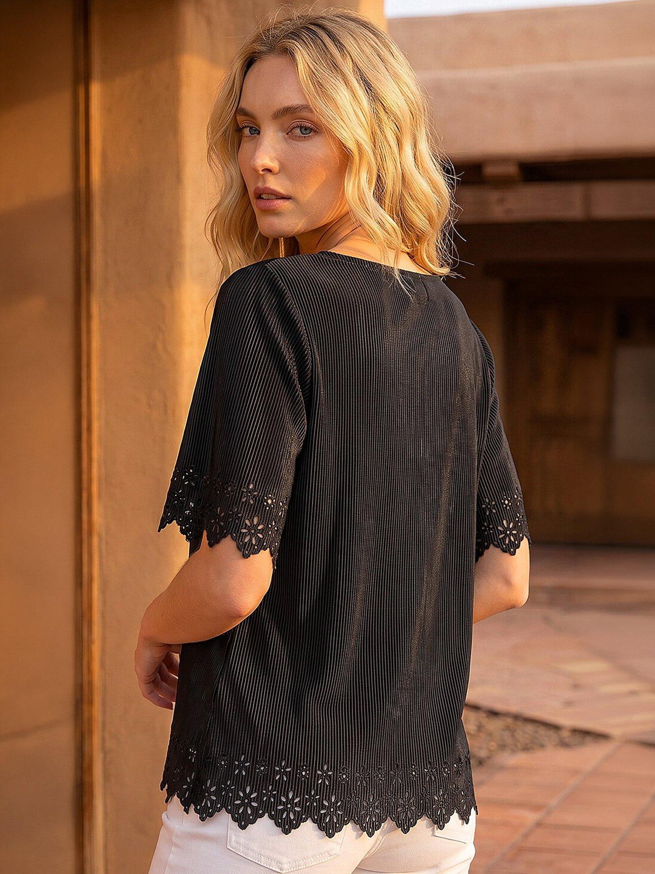 Image 3 of 4 of Roman Cut Out Hem Ribbed Top