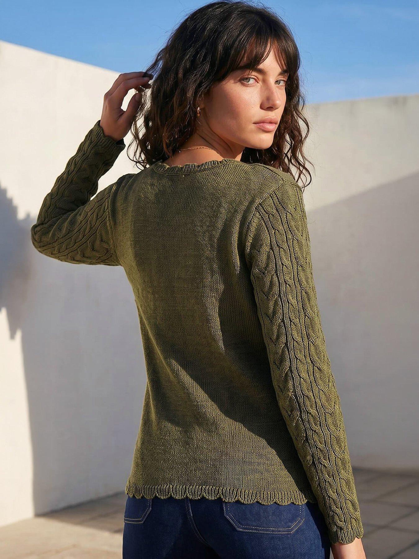 Image 3 of 4 of Roman Scallop Trim Cable Knit Jumper