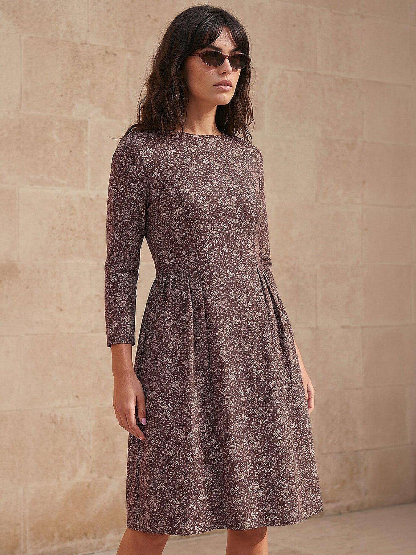 Roman Side Detail Short Dress