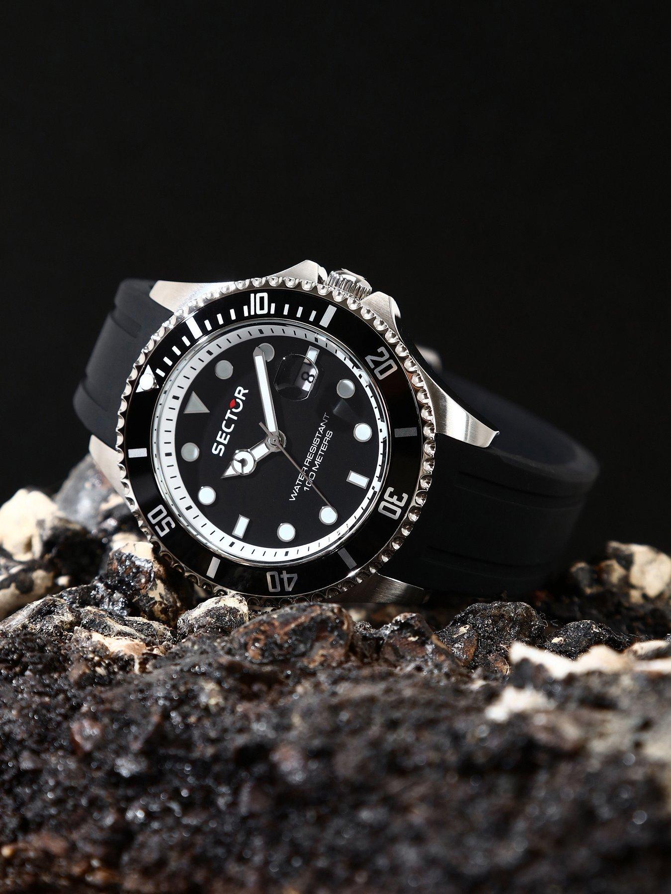 Image 6 of 6 of Sector 230 43mm 3H Black Dial Black Strap