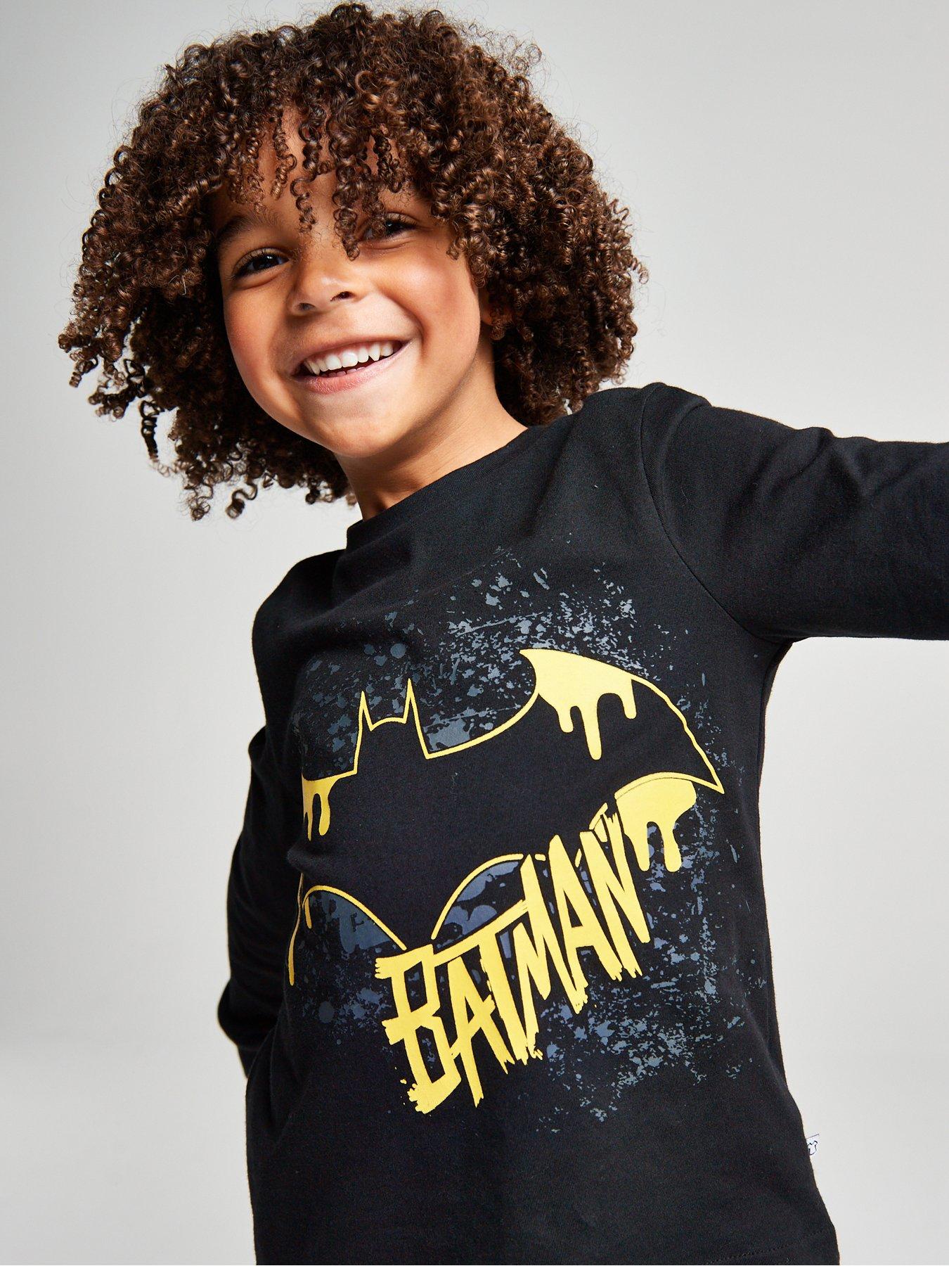 Image 6 of 6 of Brand Threads Batman Pyjama Set