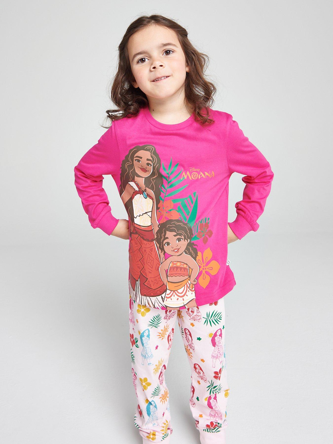 Image 6 of 6 of Brand Threads Moana Pyjama Set