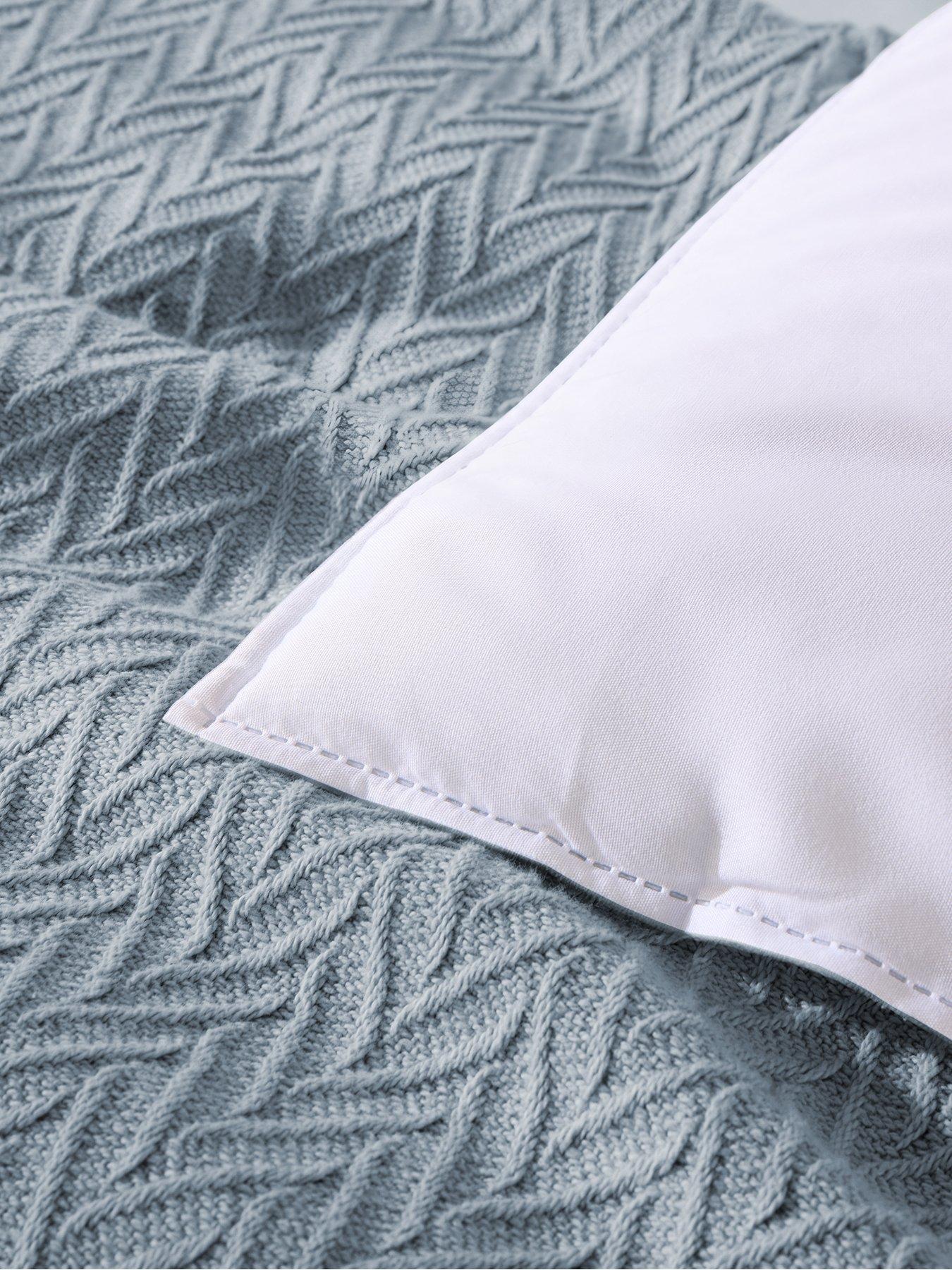 Image 4 of 5 of The Very Collection Anti-bacterial 15 Tog Duvet-single