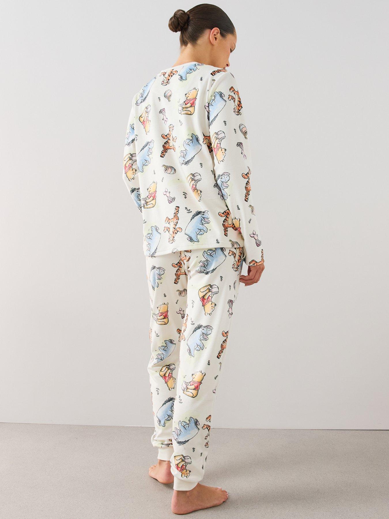Image 2 of 7 of Brand Threads Winnie The Pooh Fleece Twosie Pyjama Set
