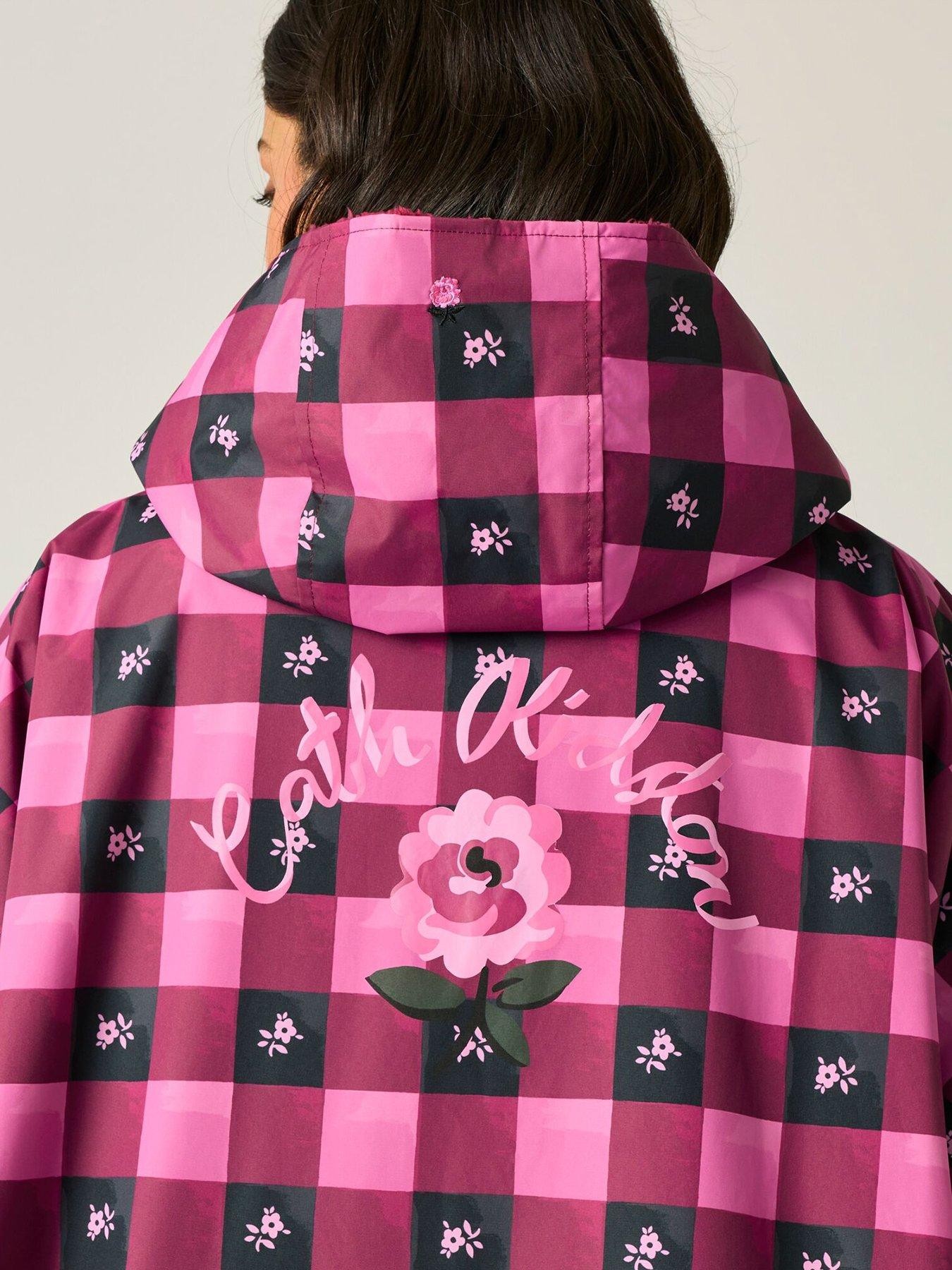 Image 6 of 7 of Regatta Womens Cath Kidston Waterproof Borg Lined Hooded Changing Robe - Burgundy