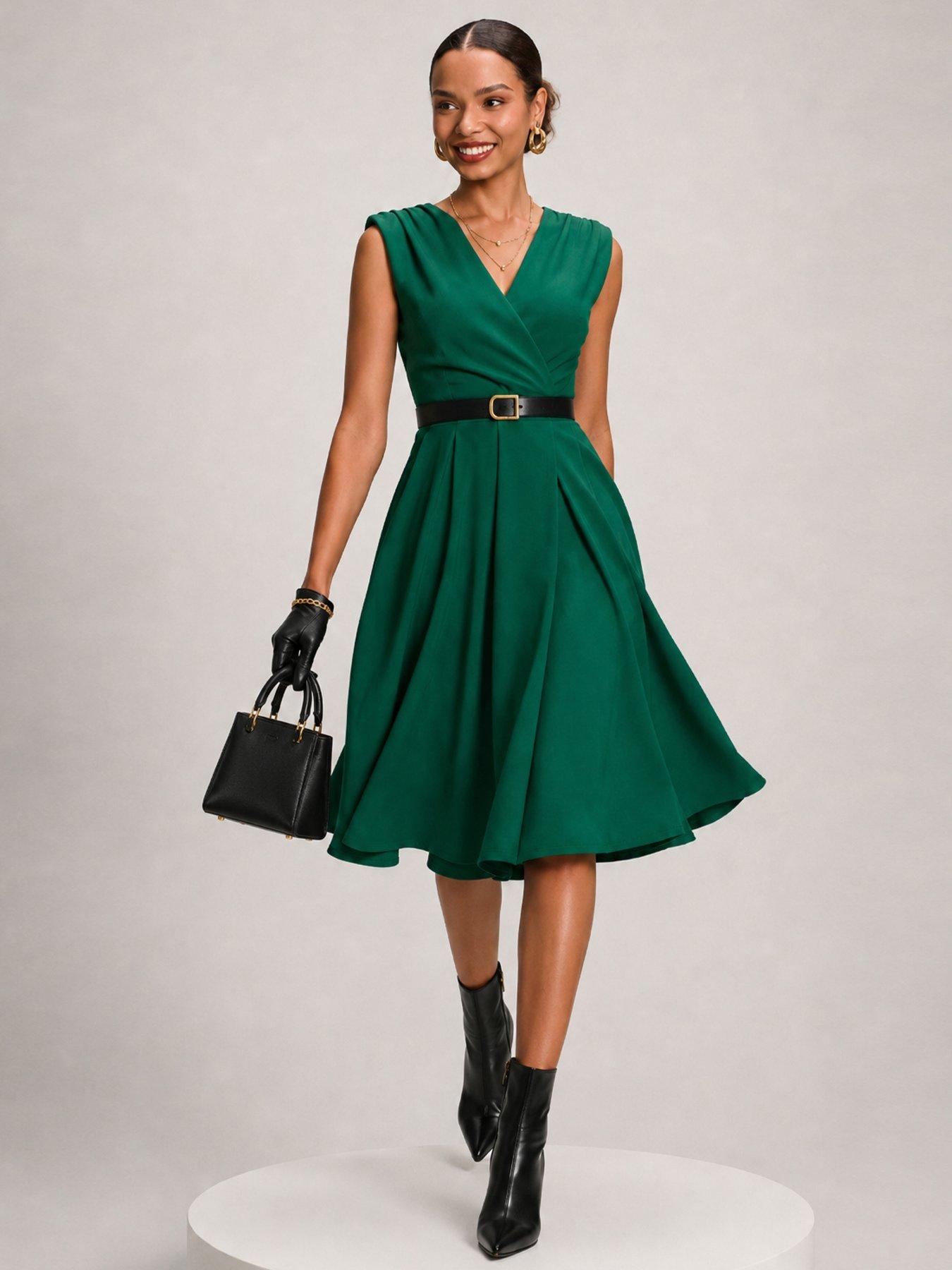 Image 3 of 7 of Jolie Moi Plain Sleeveless Midi Dress - Green