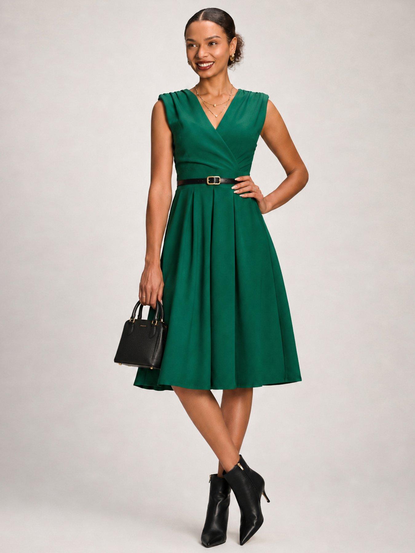 Image 5 of 7 of Jolie Moi Plain Sleeveless Midi Dress - Green