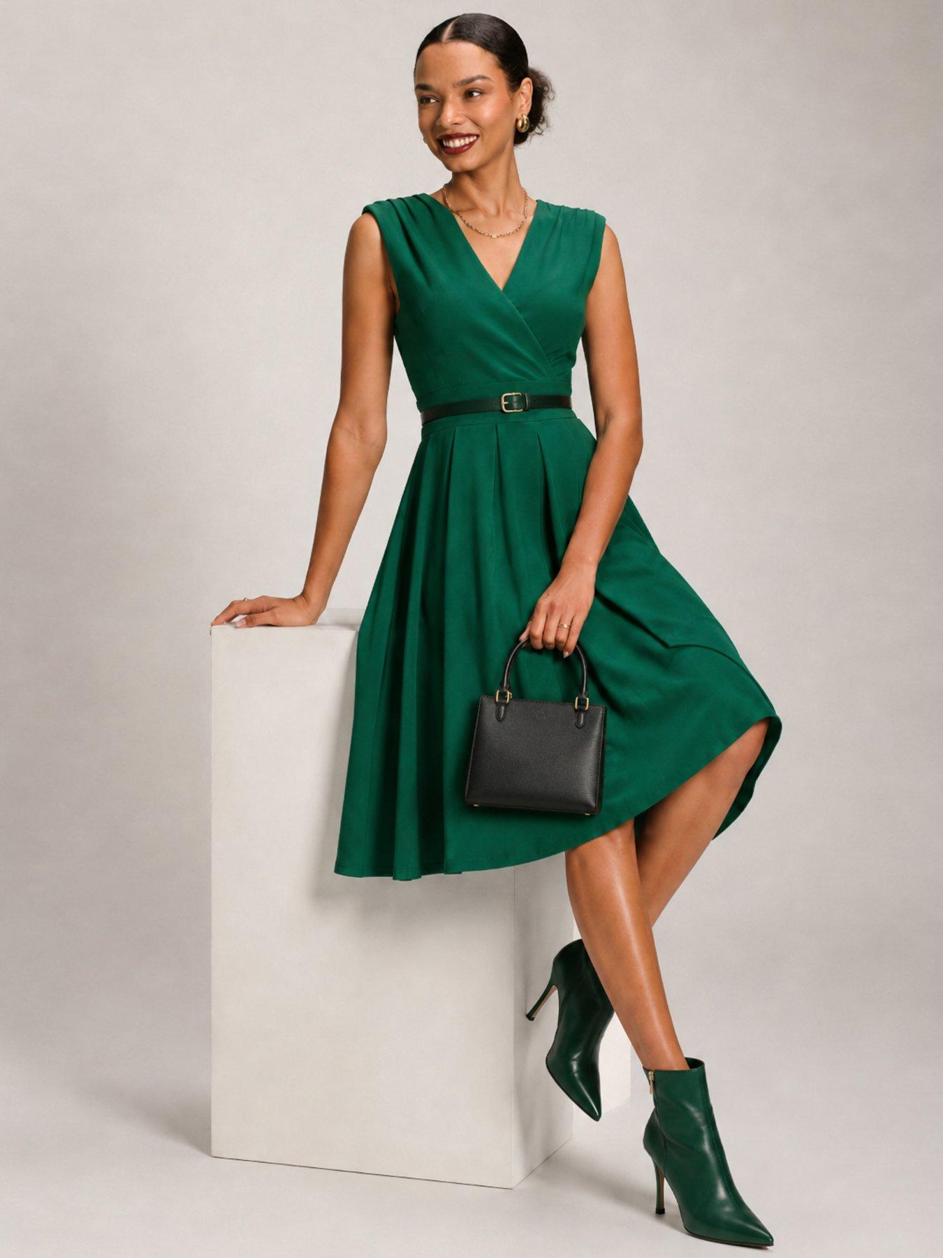 Image 6 of 7 of Jolie Moi Plain Sleeveless Midi Dress - Green