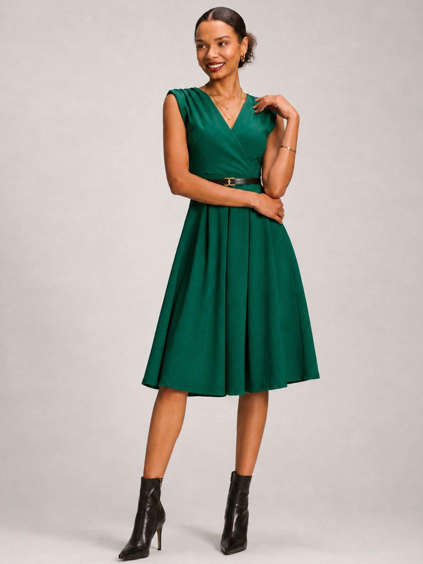 Image 7 of 7 of Jolie Moi Plain Sleeveless Midi Dress - Green