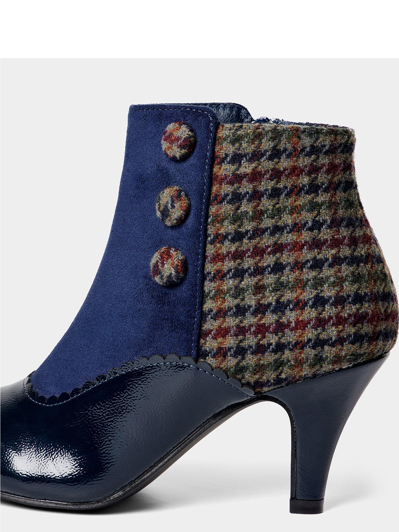 Image 4 of 6 of Joe Browns Valarie Vintage Ankle Boots