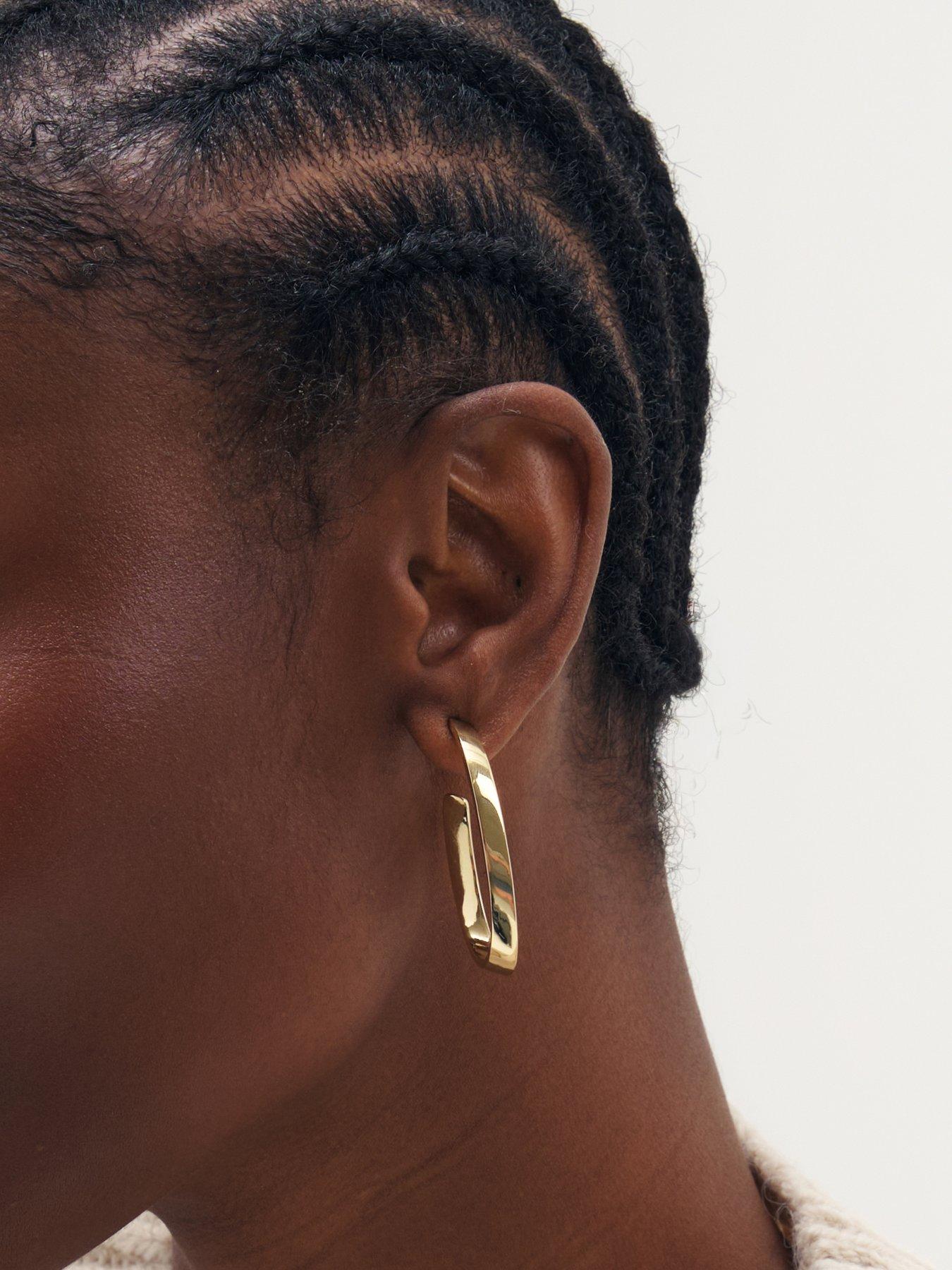 Image 2 of 3 of Inicio Gold Large Oval Twist Hoops