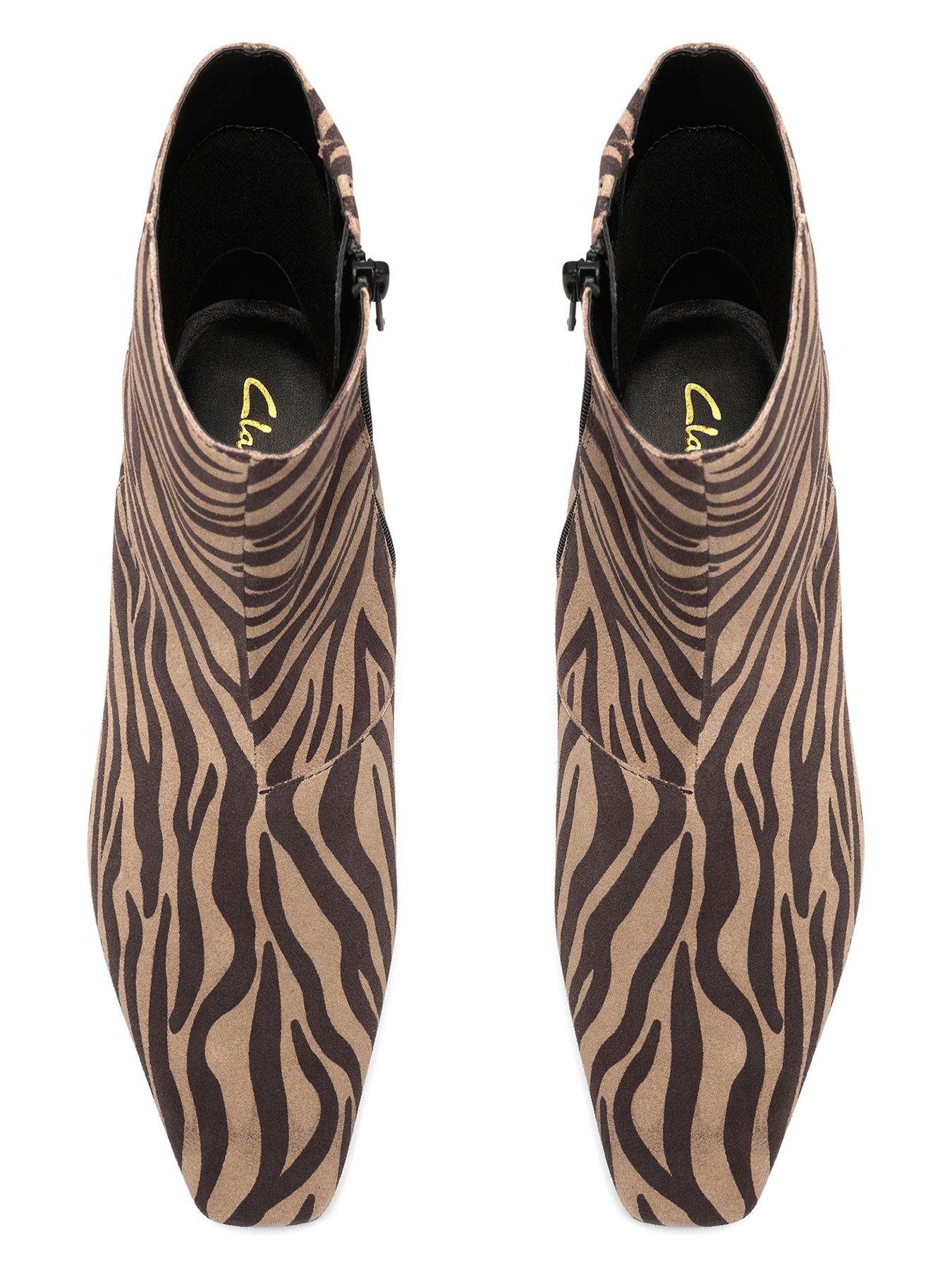 Image 4 of 6 of Clarks Kelso Top Ankle Boot - Animal Print