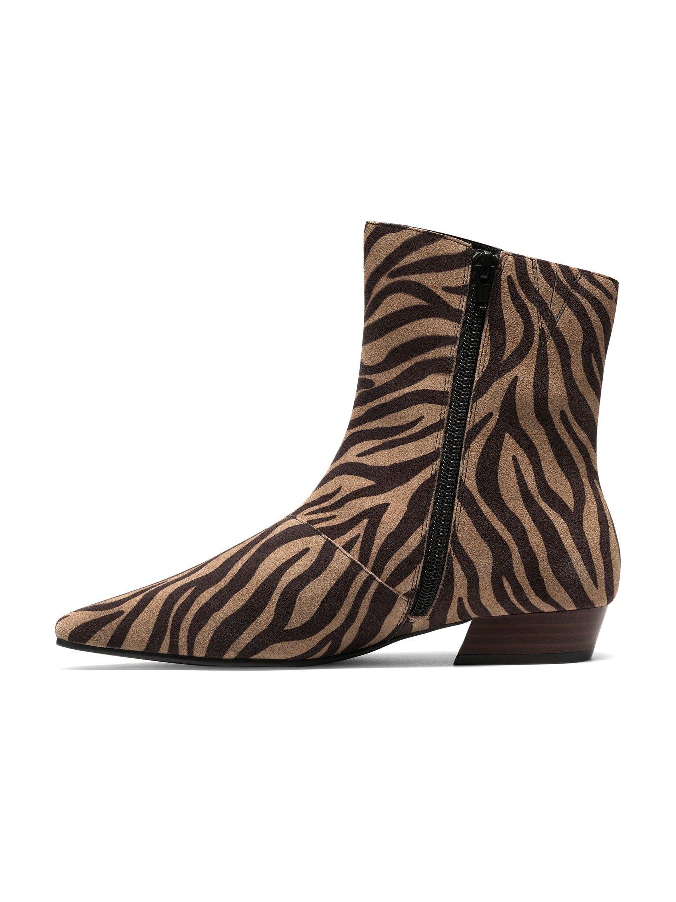 Image 6 of 6 of Clarks Kelso Top Ankle Boot - Animal Print