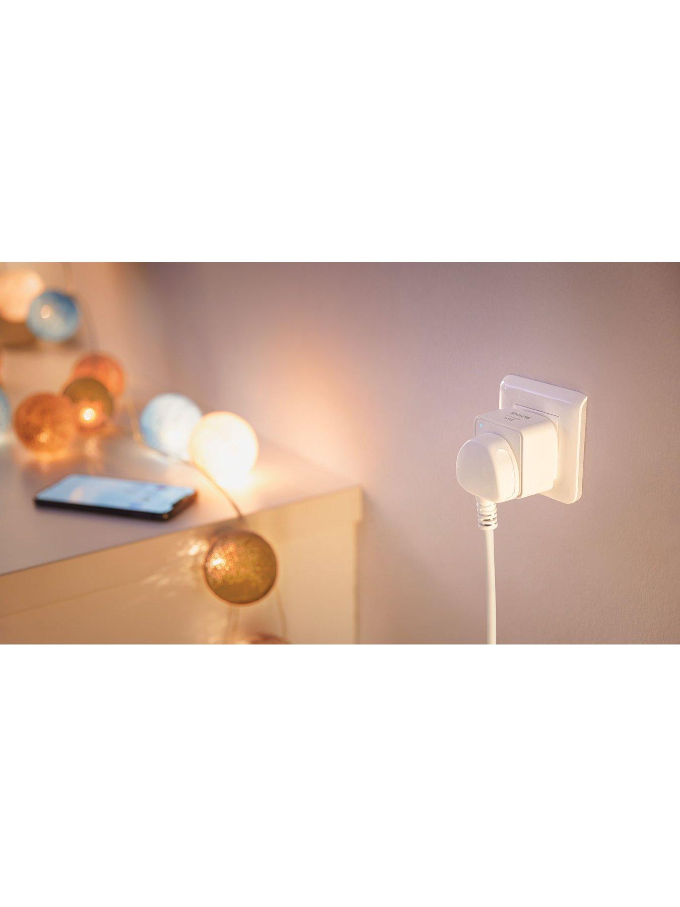 Image 3 of 3 of Philips Smart Led Smart Plug Type-G 1PK Matter