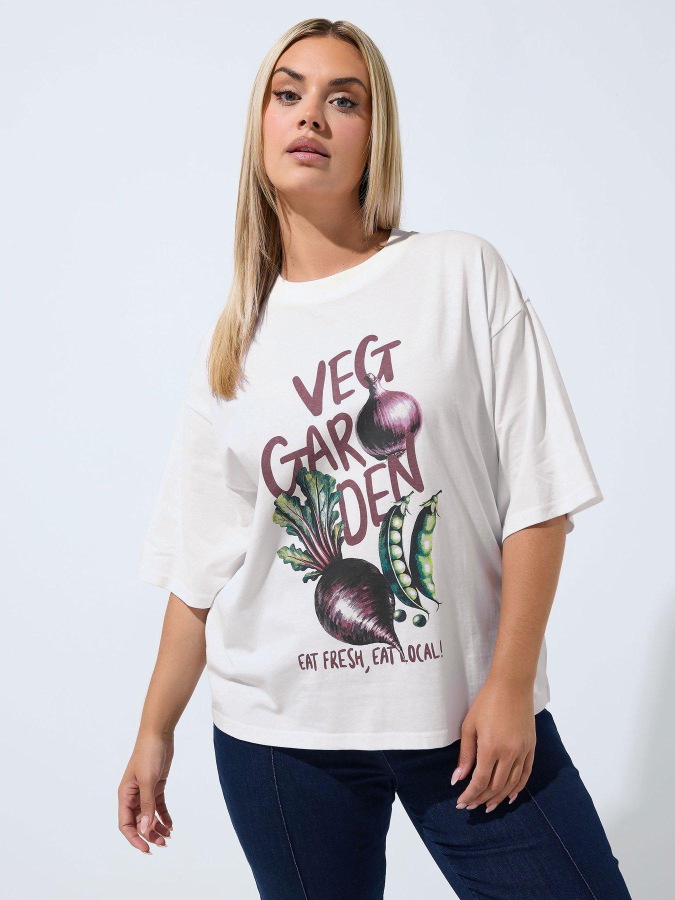 Image 1 of 4 of Yours Curve Graphic 'Veg Garden' &nbsp;Boxy T-Shirt - White