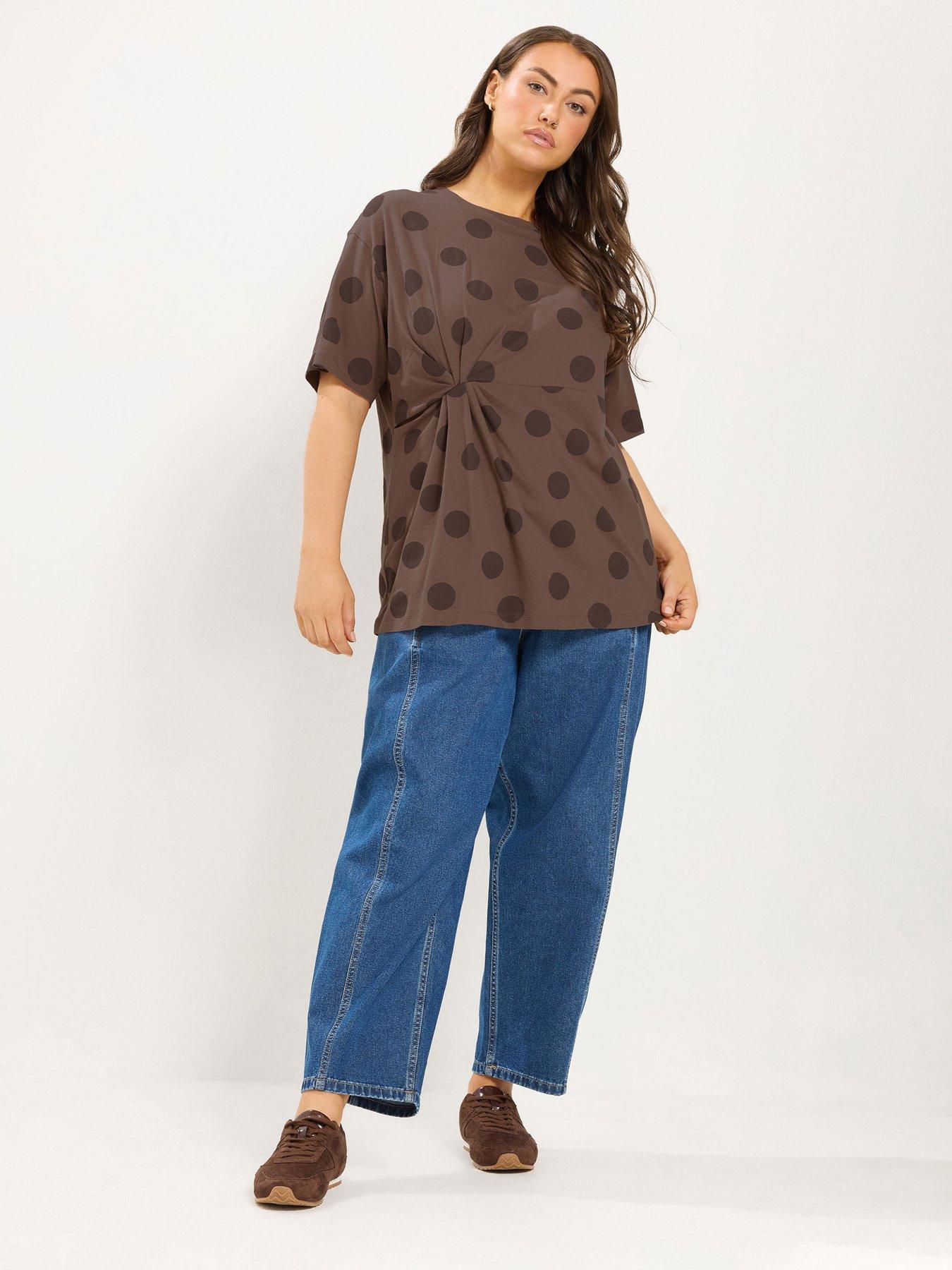 Image 3 of 4 of Yours Curve Polka Dot Twist Front T-Shirt - Brown