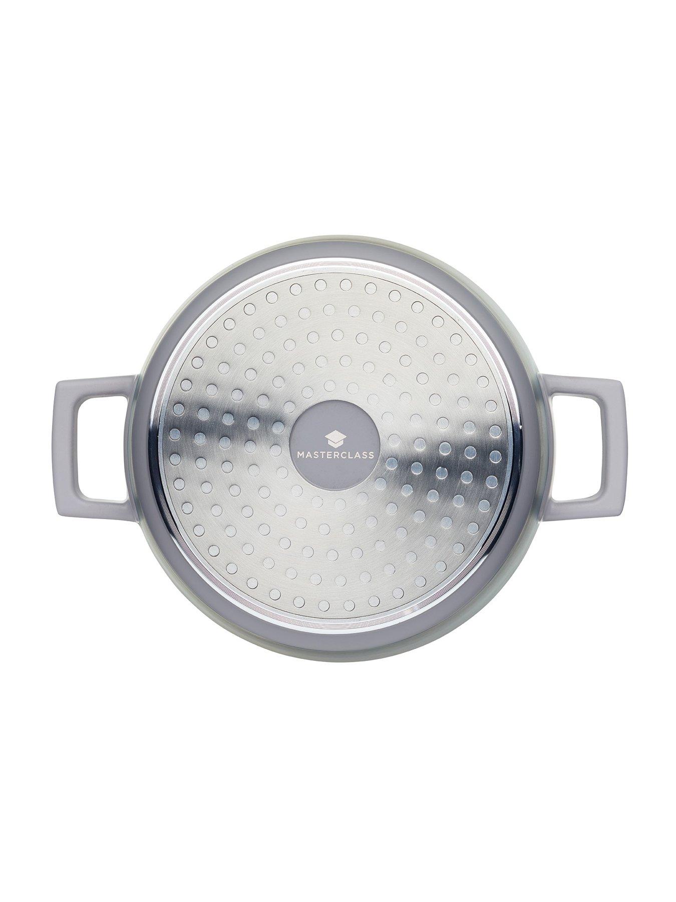 Image 4 of 7 of MasterClass Masterclass 2.5 Litre Casserole Dish With Lid - Ombre Grey