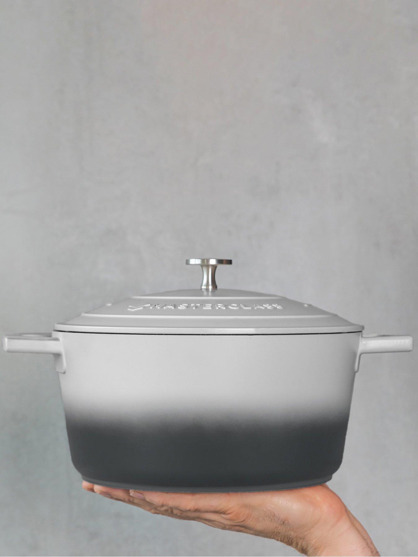 MasterClass 4 Litre Casserole Dish With Lid - Ombre Grey