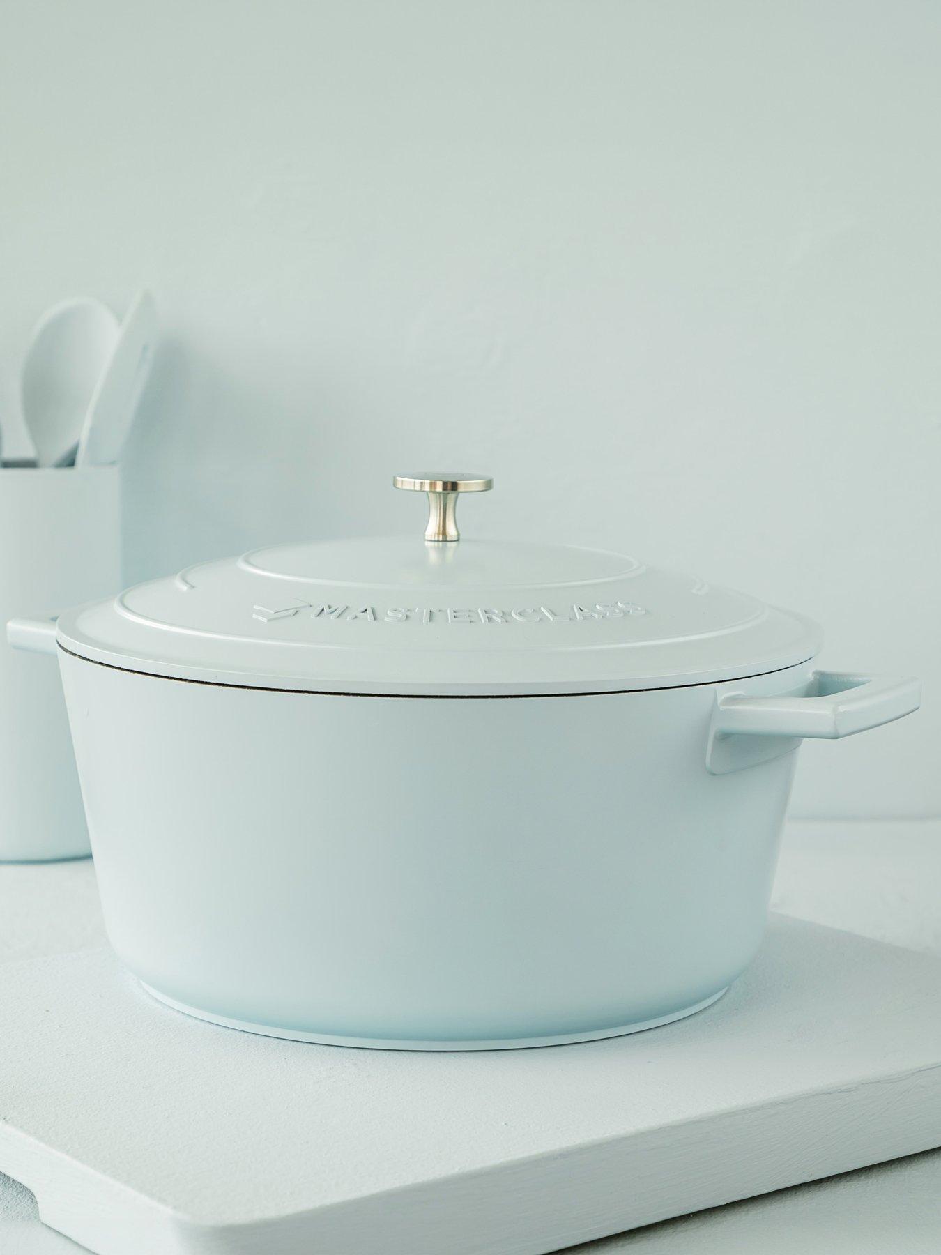 Masterclass 4 Litre Casserole Dish With Lid - Image 7