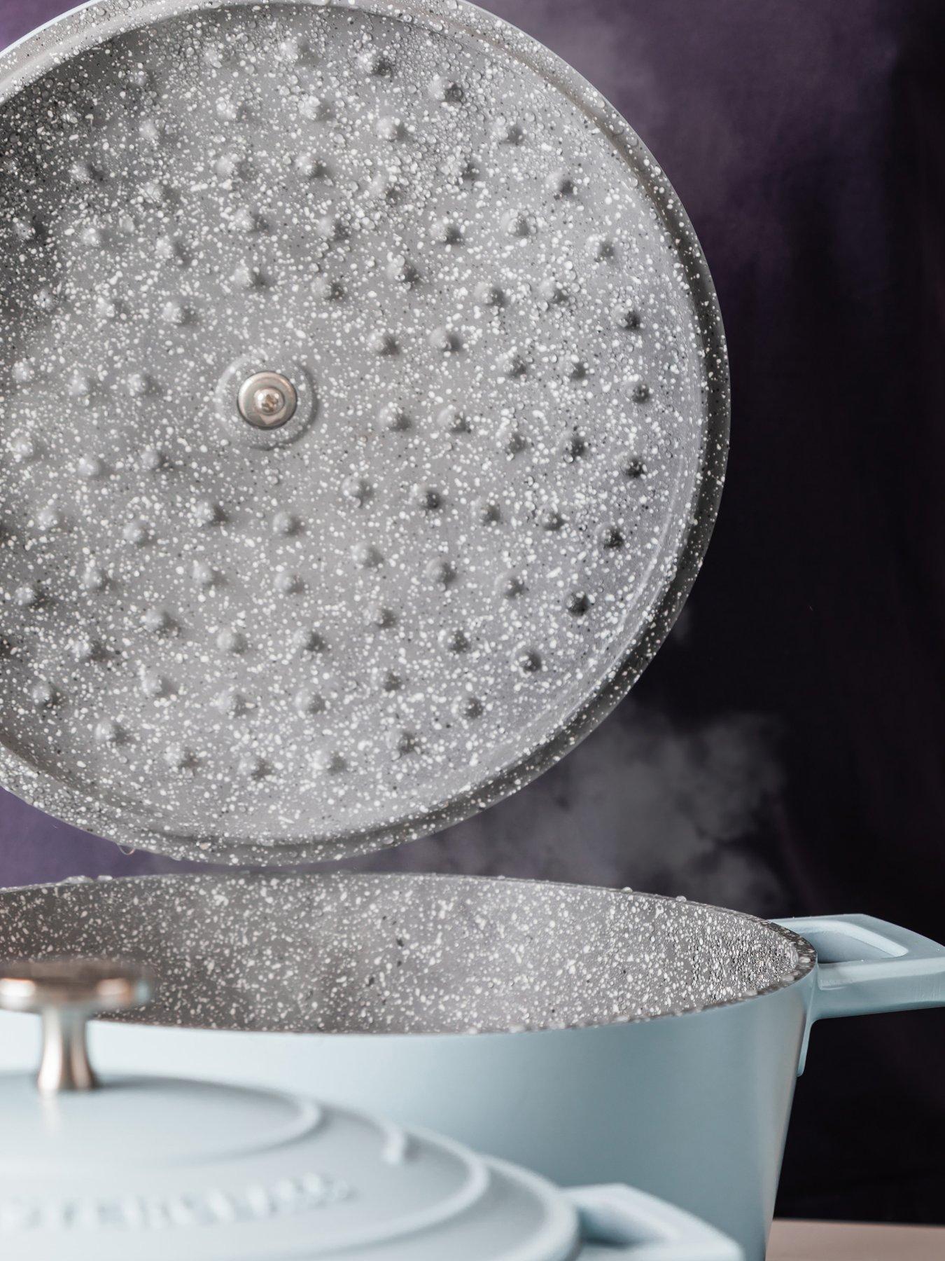 MasterClass Large 5 Litre Casserole Dish With Lid - Sky Blue