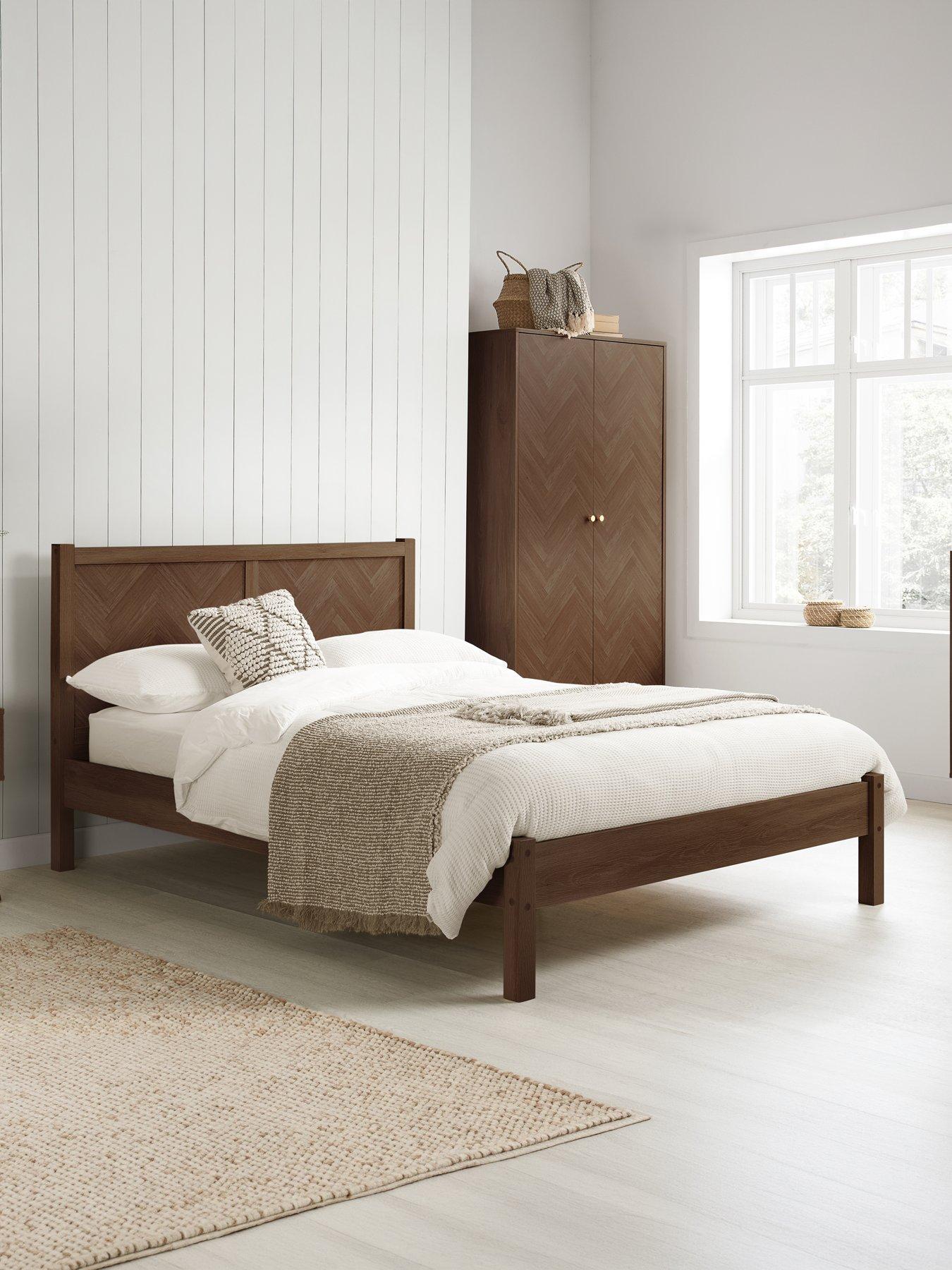 Birlea Herringford & Bed - King