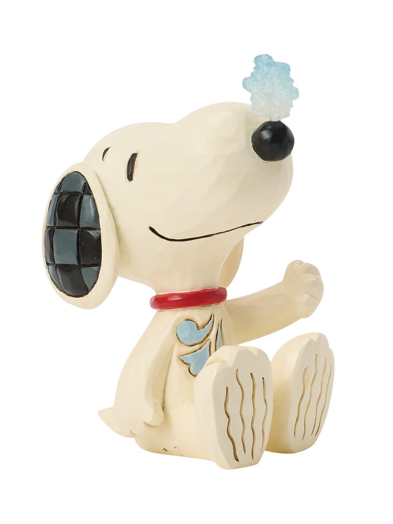 Image 2 of 5 of Snoopy Snowflake Mini Figurine