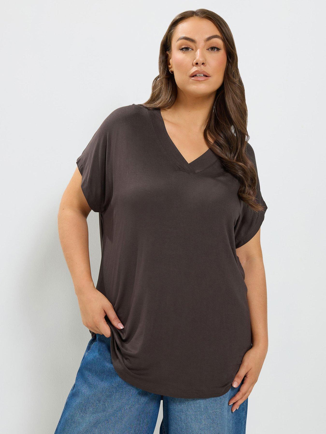 Image 1 of 4 of Yours Curve Grown On Sleeve T-Shirt - Brown