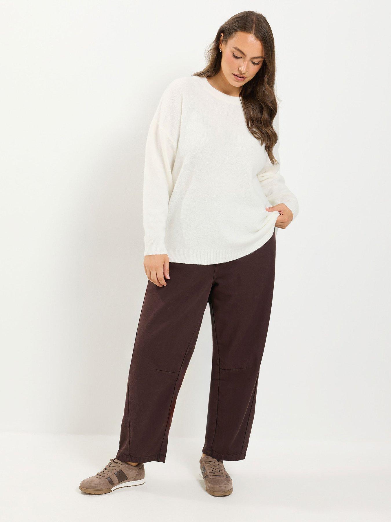 Image 3 of 4 of Yours Womens Curve V Neck Soft Touch Jumper - Cream