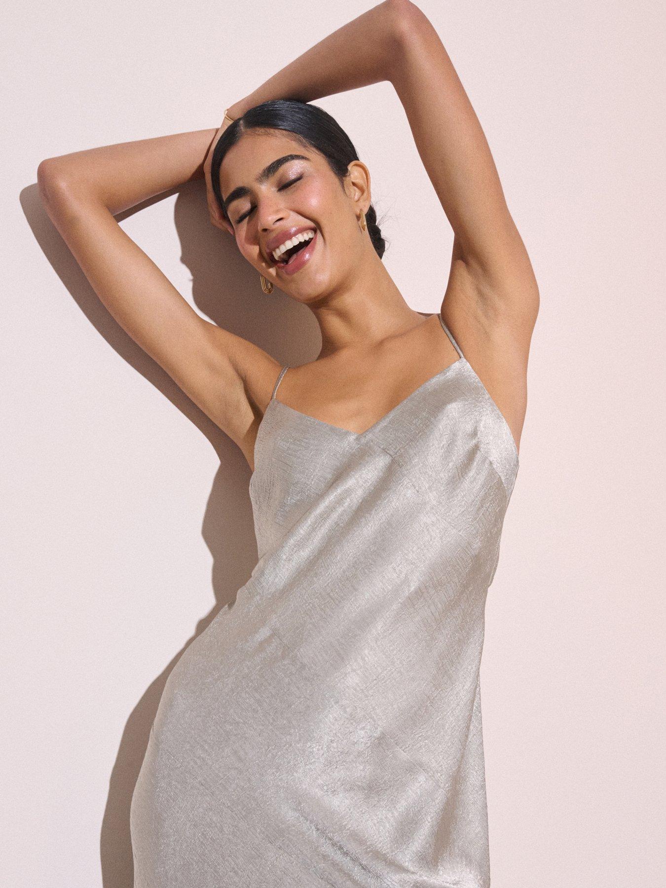 Image 5 of 5 of Nobodys Child Tiffany Midi Dress