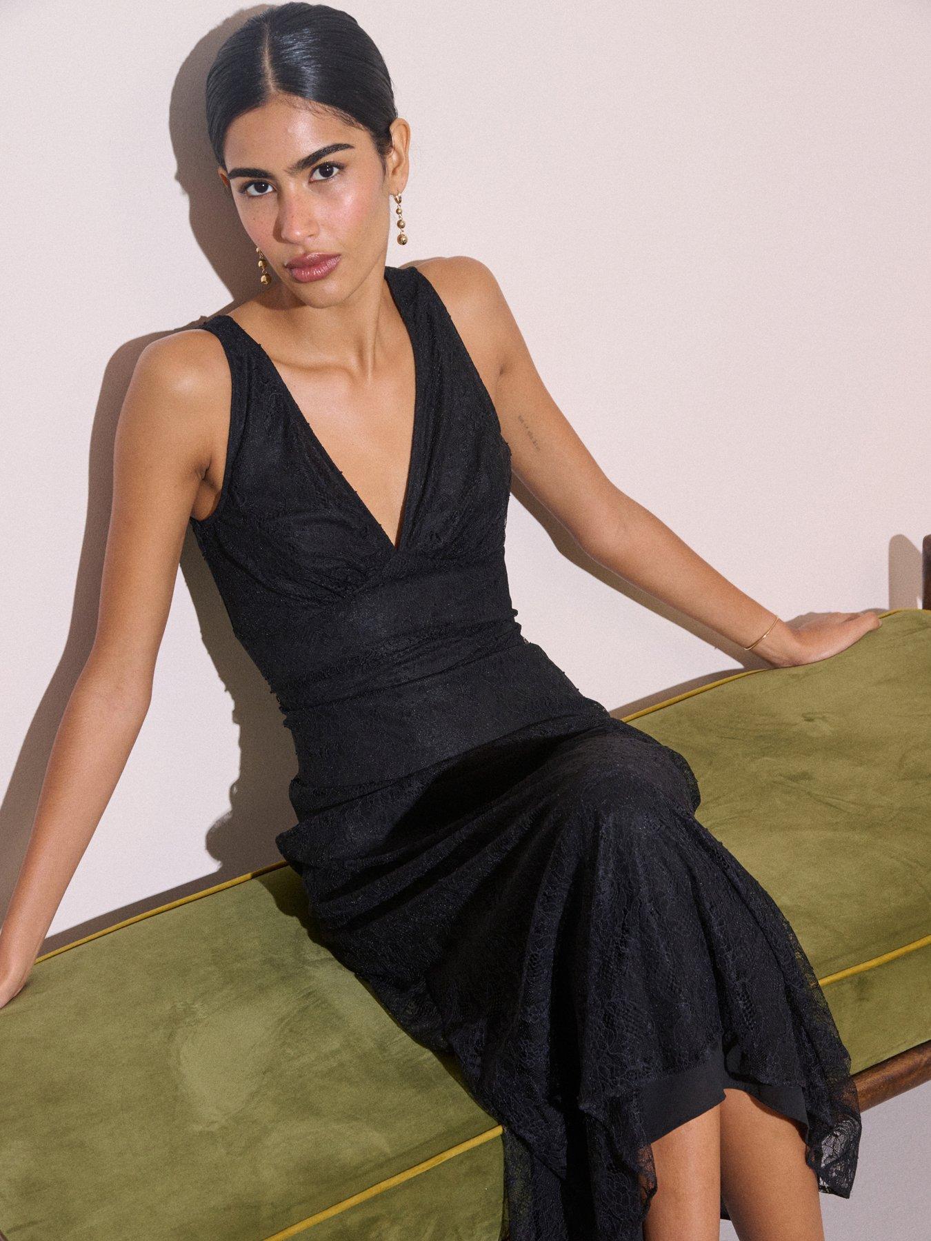 Image 4 of 5 of Nobodys Child Womens Joey Low V-Neck Low V-Back Midi Dress - Black