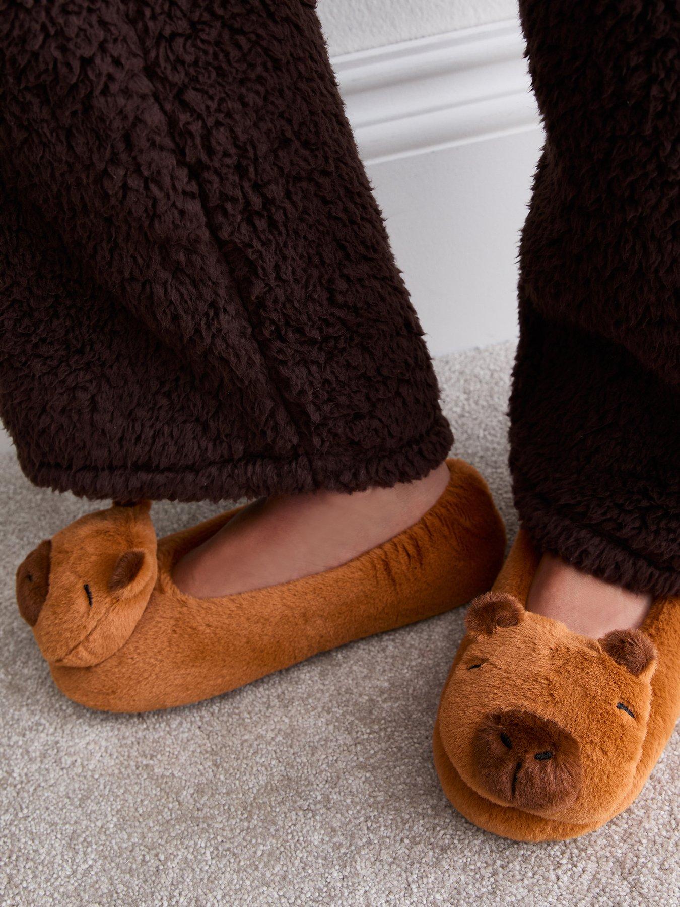 Image 1 of 5 of New Look 915 Girls Faux Fur Capybara Slip-On Slippers - Light Brown
