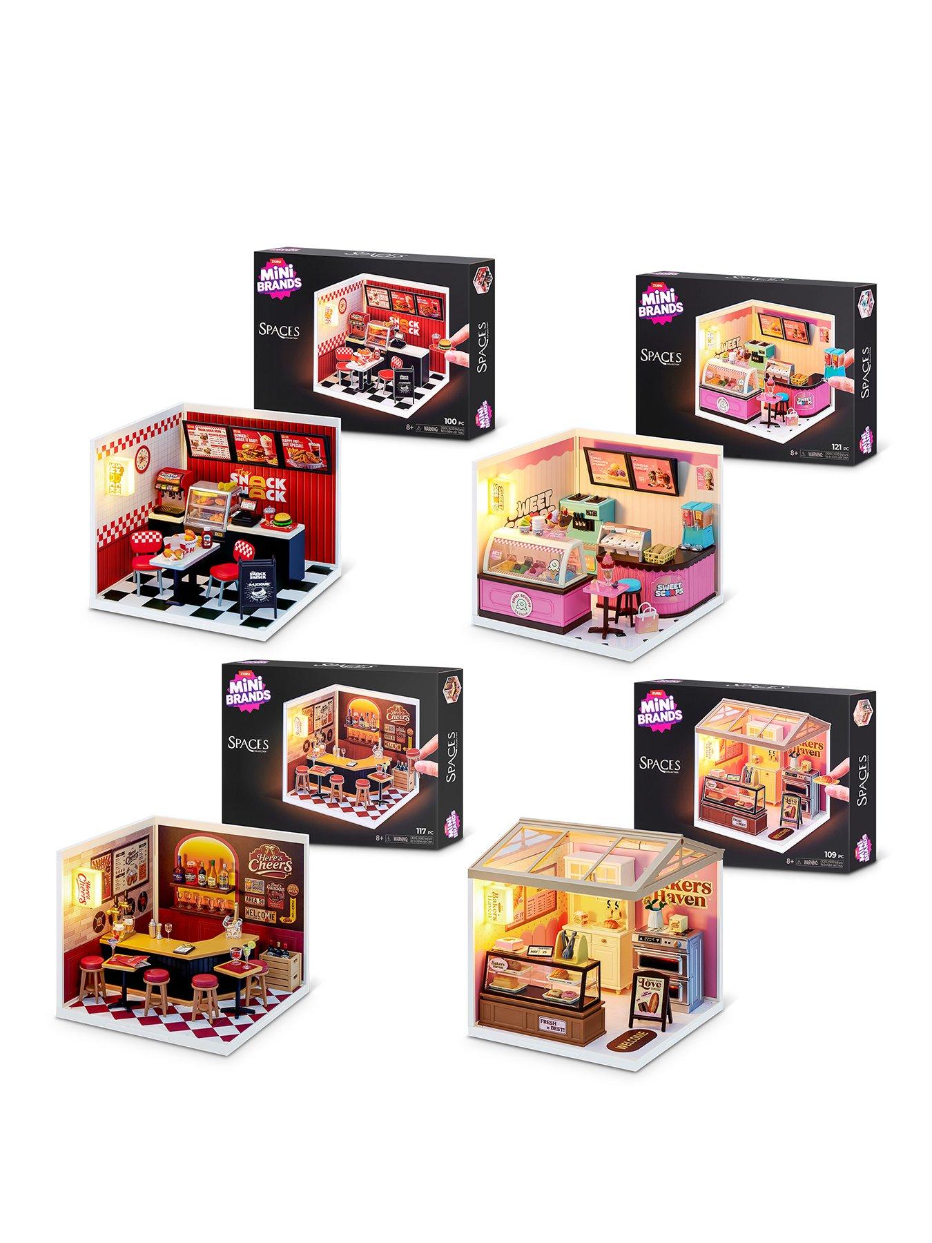 Mini Brands Spaces Mixed Playset S1